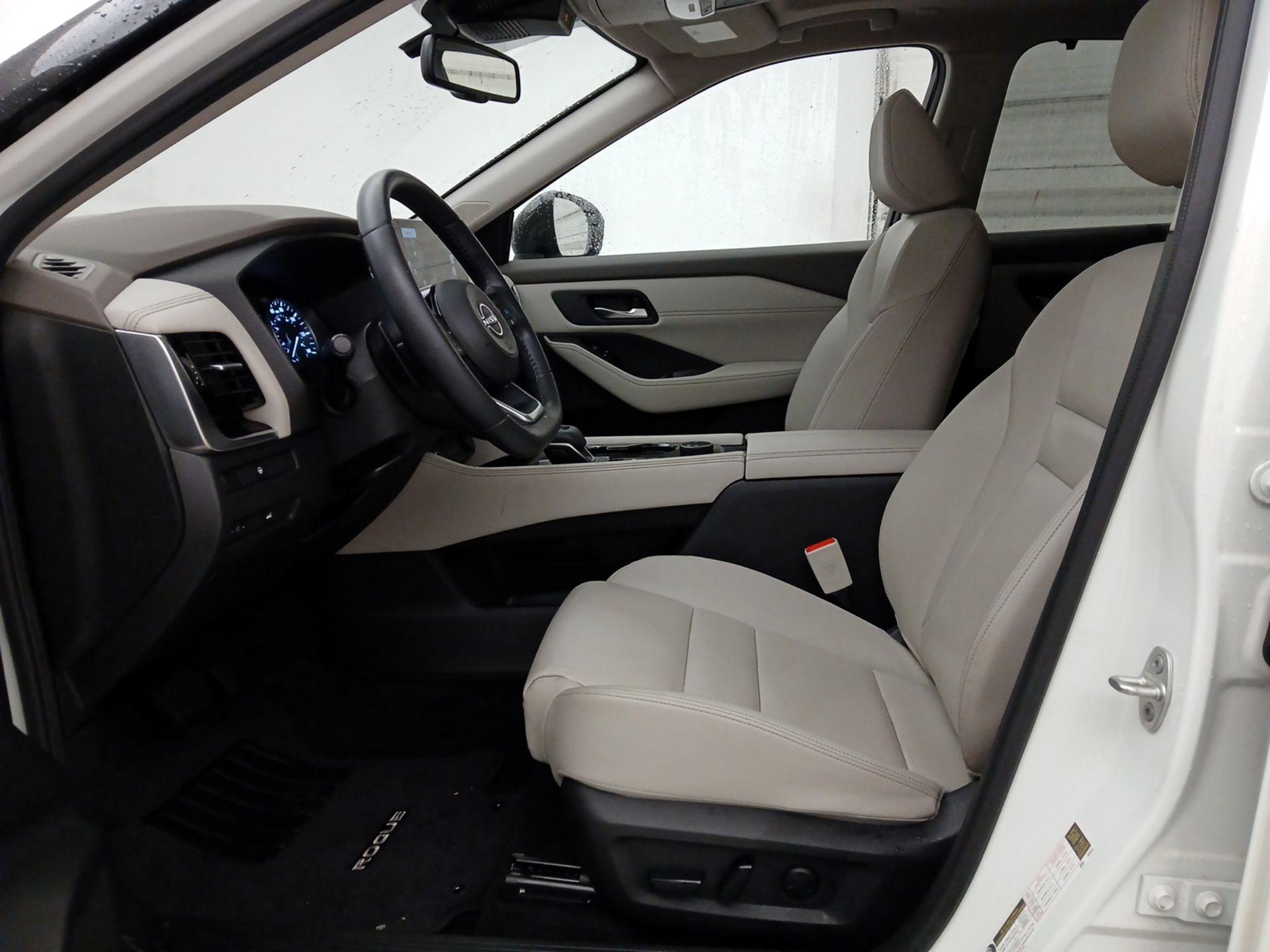Thumbnail: 2023 Nissan Rogue - 11
