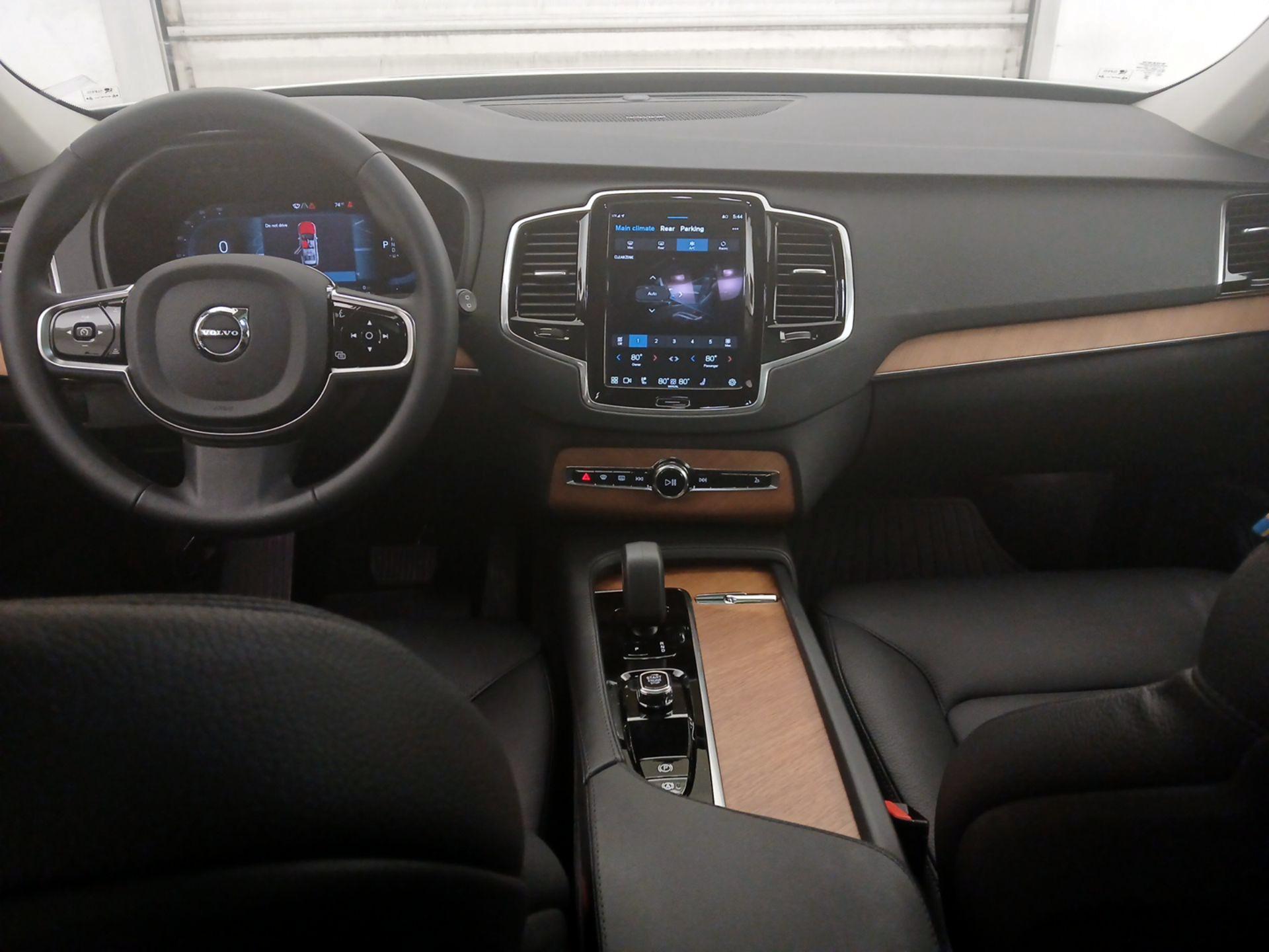 Thumbnail: 2024 Volvo XC90 - 9
