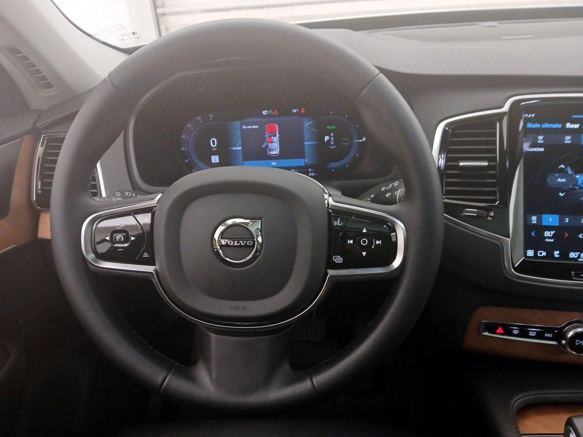 Thumbnail: 2024 Volvo XC90 - 10