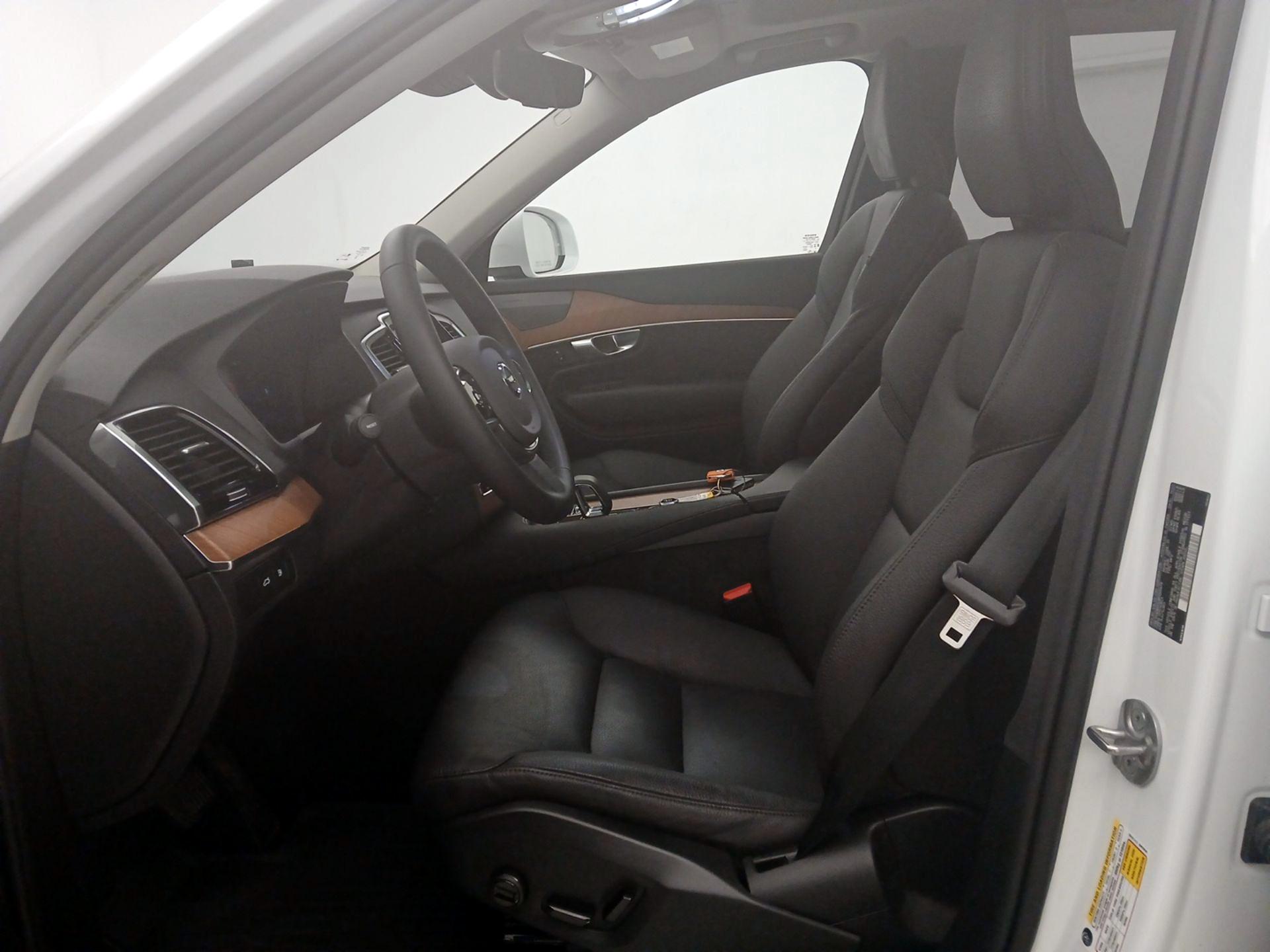 Thumbnail: 2024 Volvo XC90 - 11