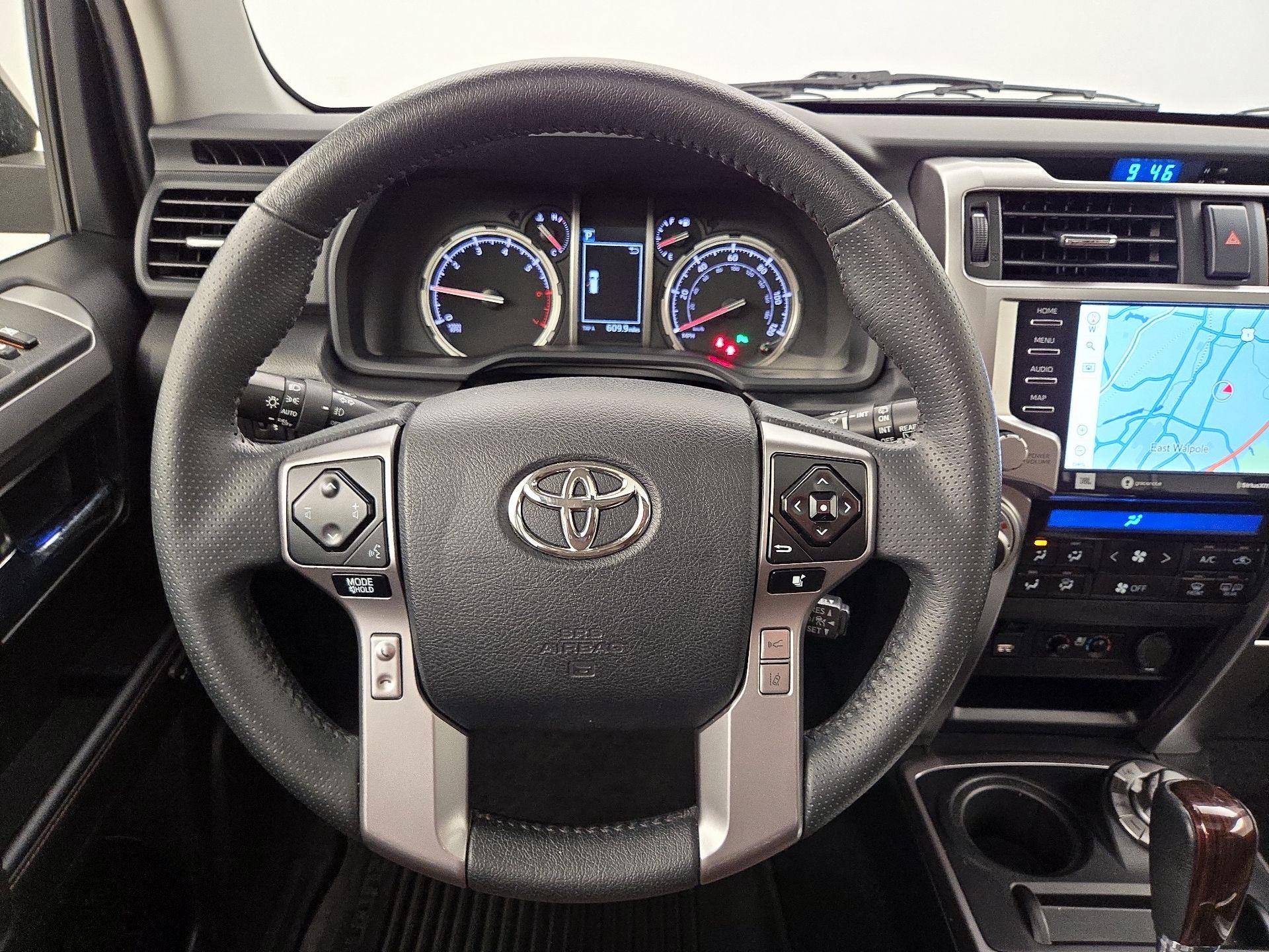 Thumbnail: 2022 Toyota 4Runner - 10