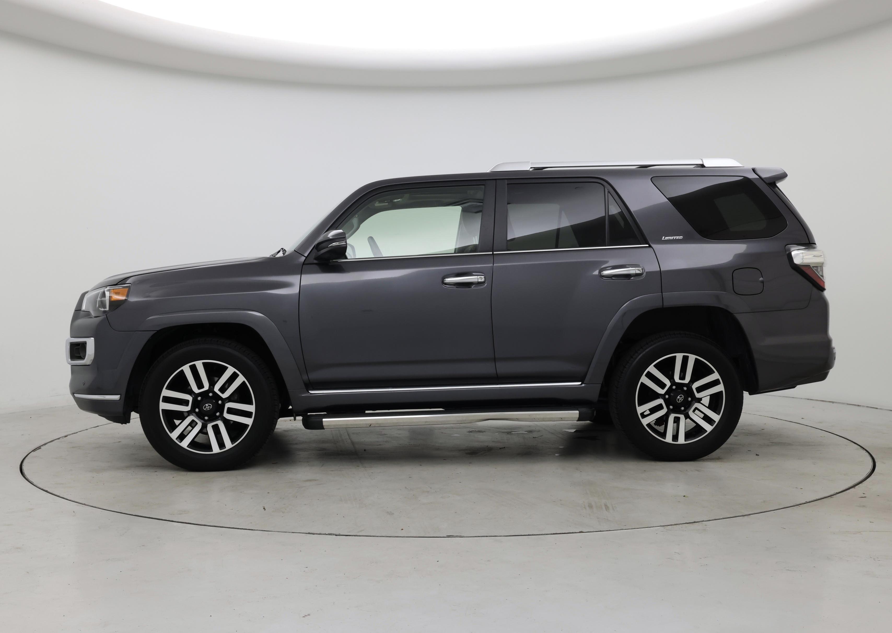 Thumbnail: 2022 Toyota 4Runner - 3