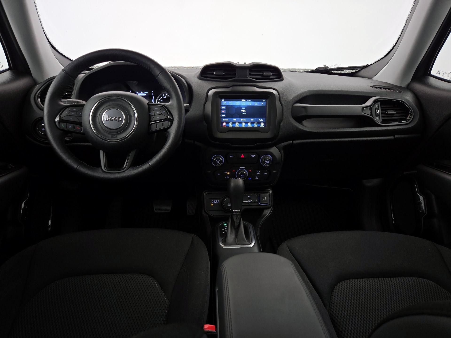 Thumbnail: 2020 Jeep Renegade - 9