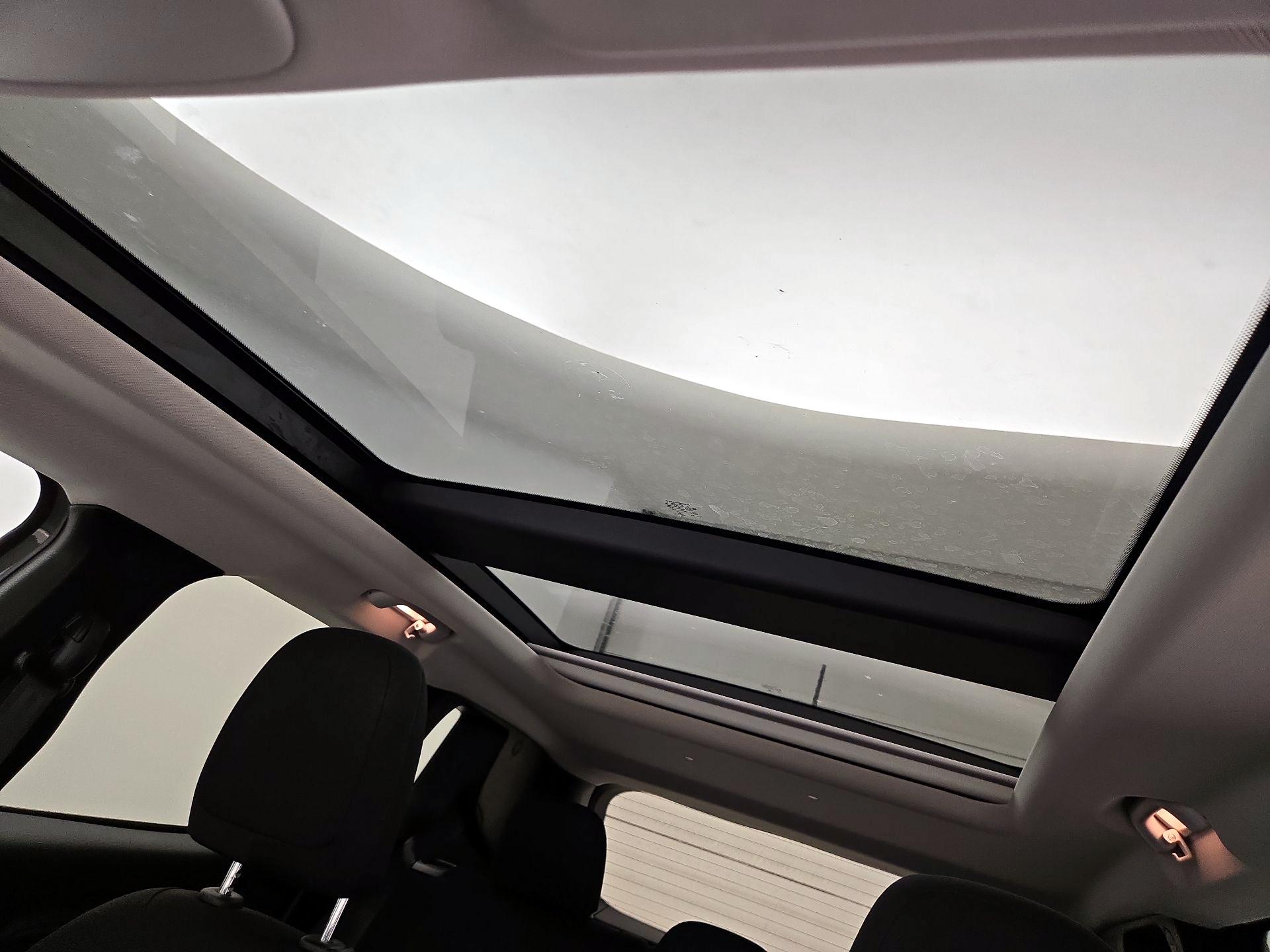 Thumbnail: 2020 Jeep Renegade - 19