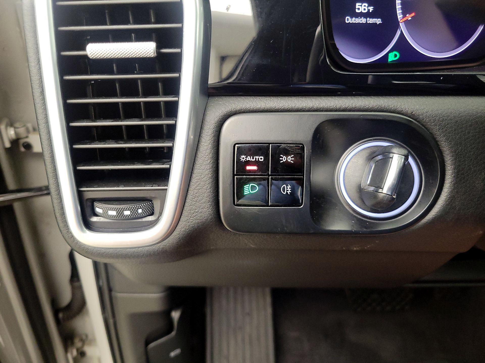 Thumbnail: 2021 Porsche Cayenne - 13