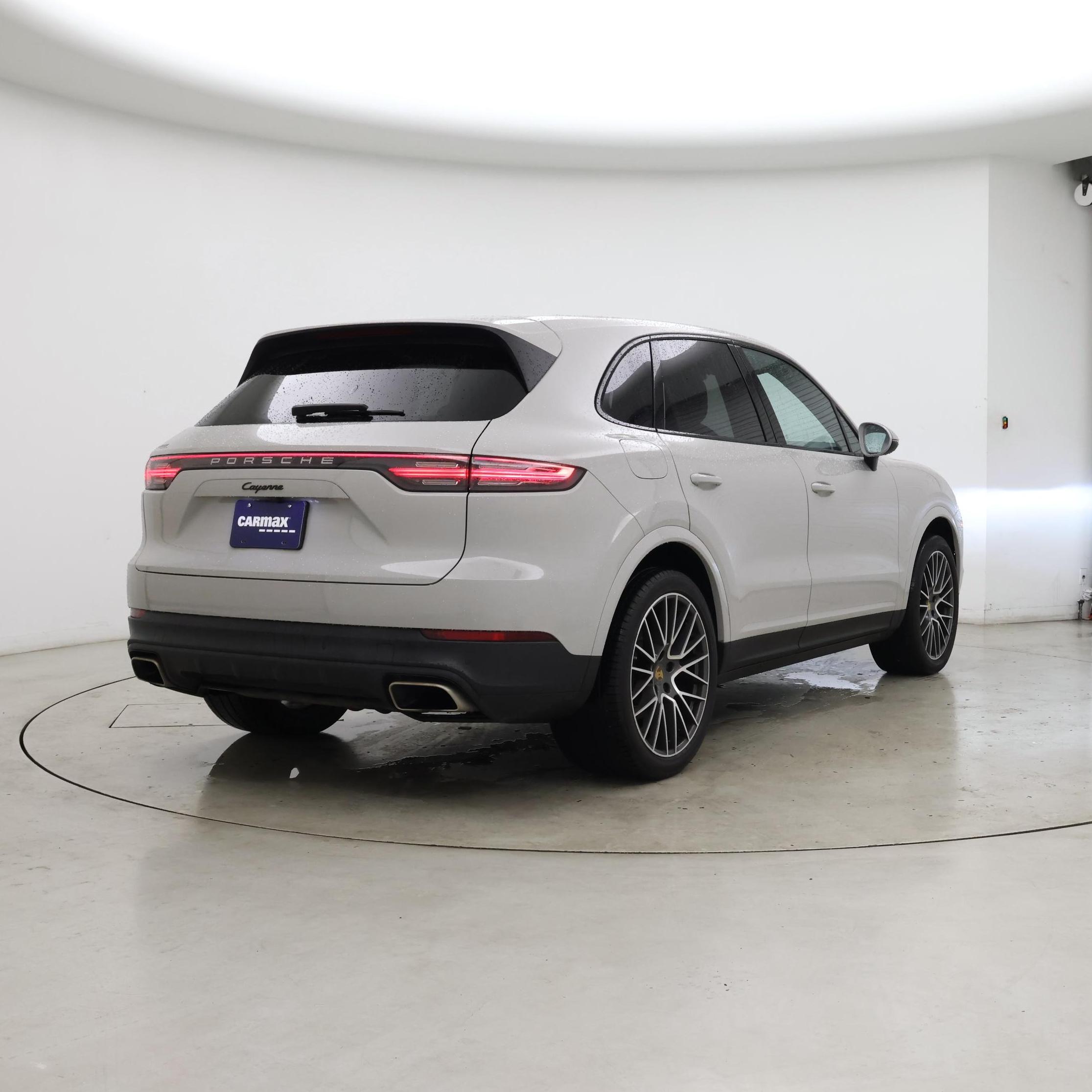 Thumbnail: 2021 Porsche Cayenne - 8