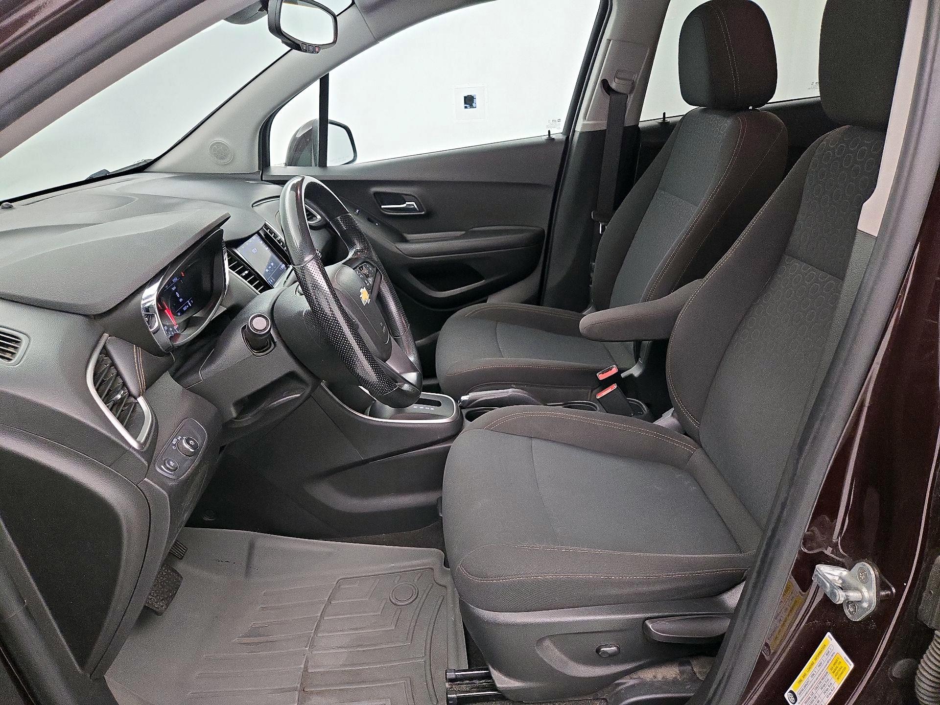 Thumbnail: 2020 Chevrolet Trax - 11