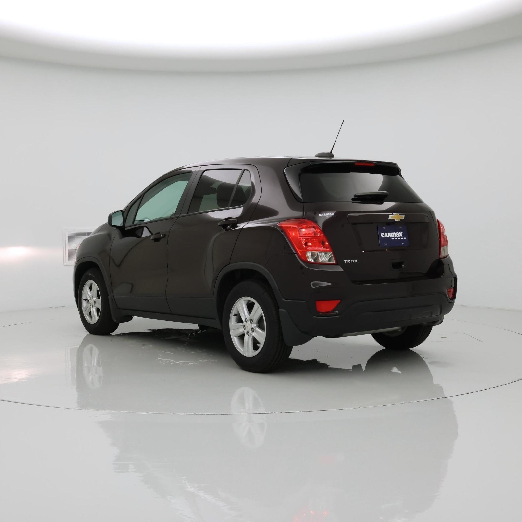 Thumbnail: 2020 Chevrolet Trax - 2