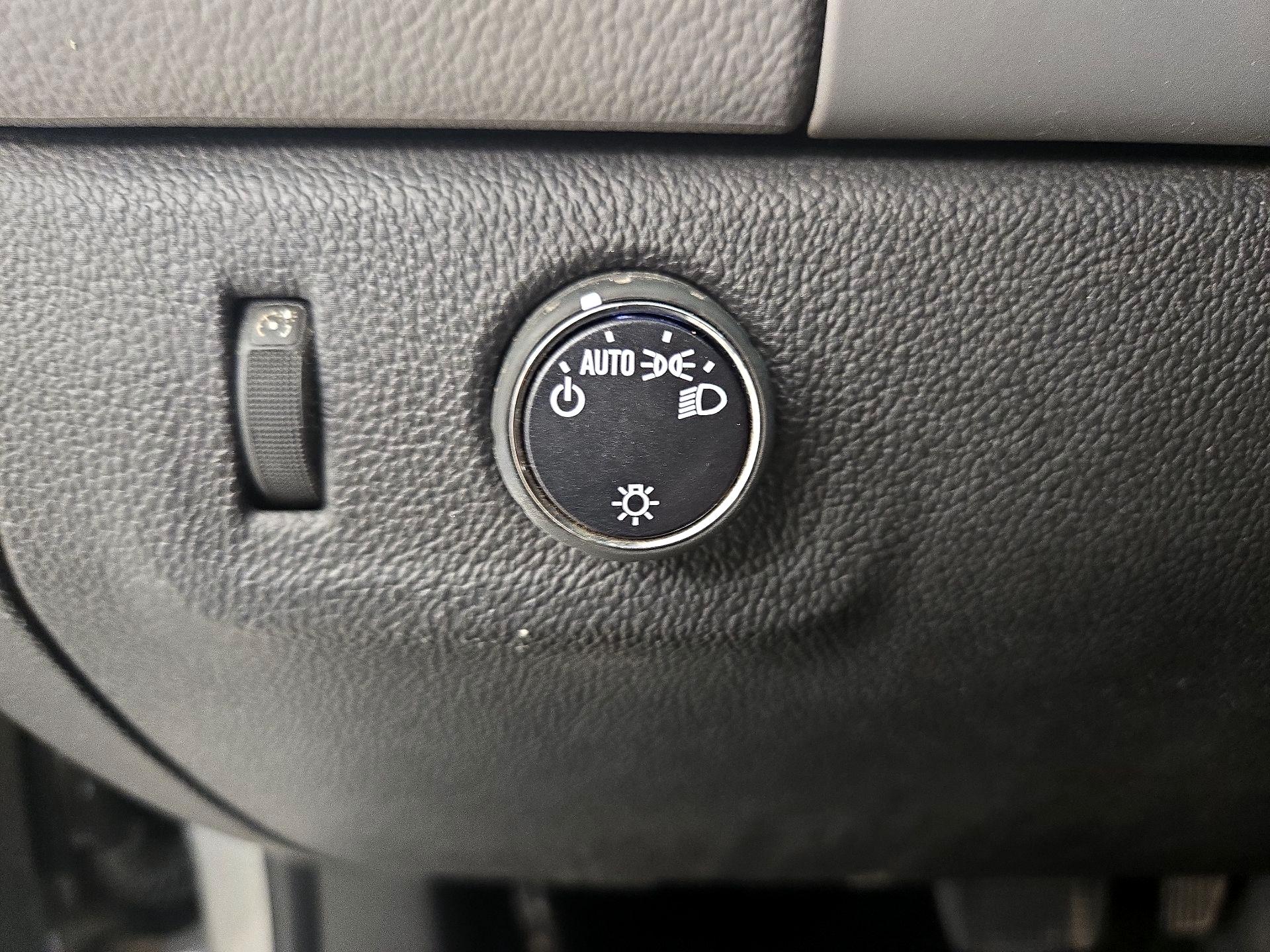 Thumbnail: 2015 Chevrolet Colorado - 13