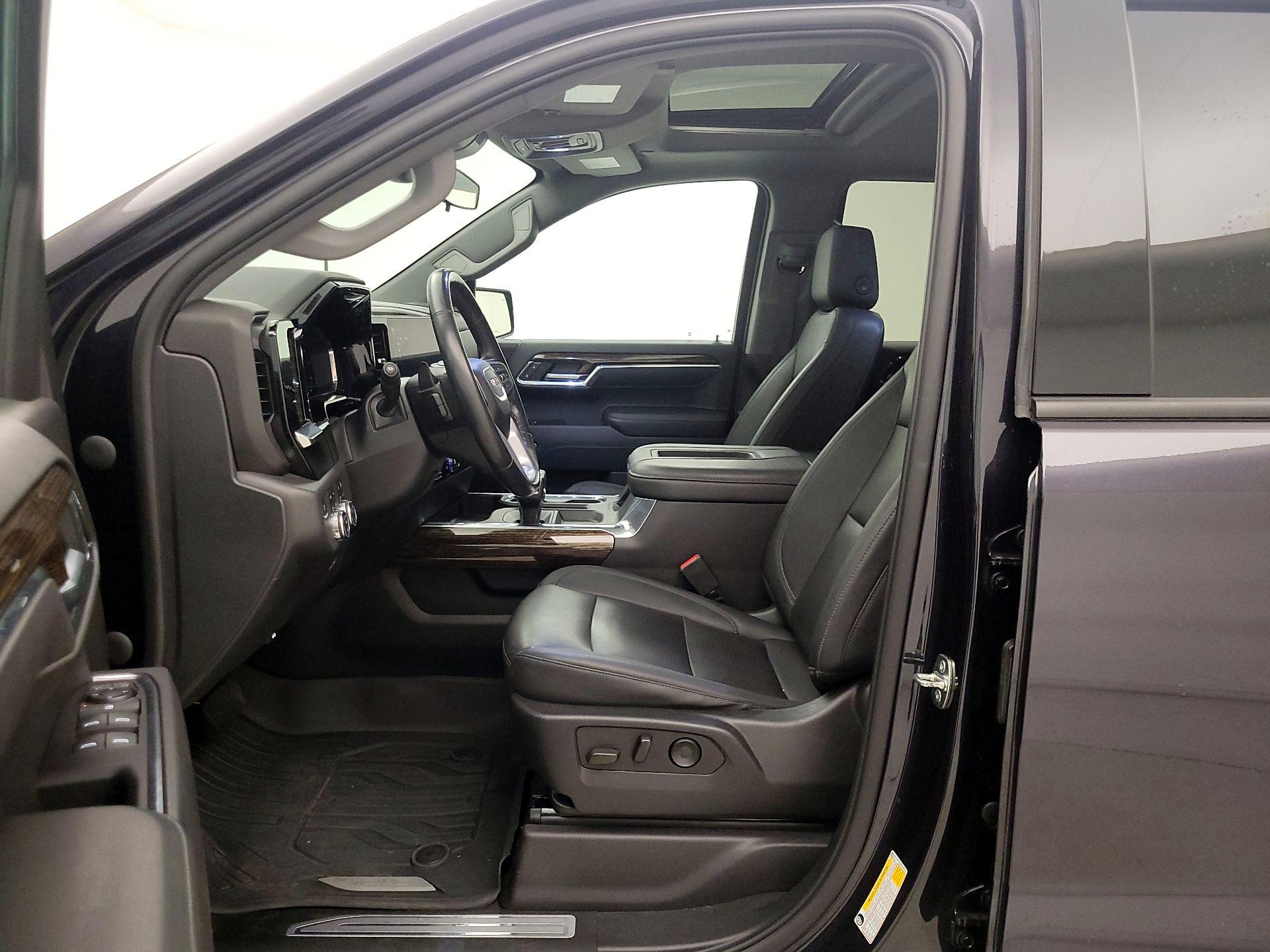 Thumbnail: 2022 GMC Sierra 1500 - 11