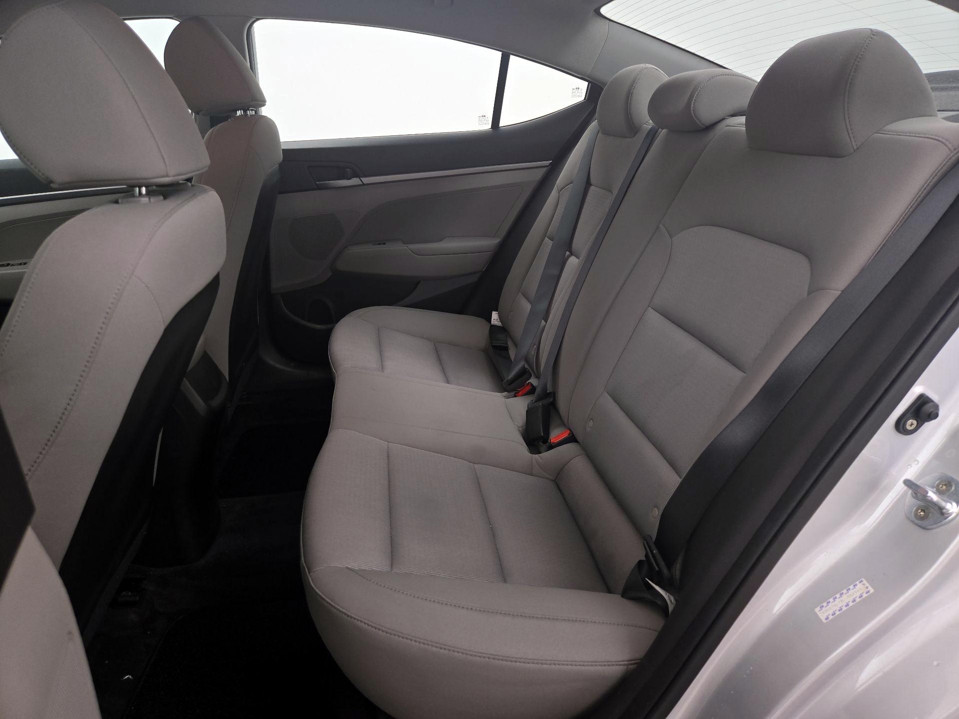 Thumbnail: 2018 Hyundai Elantra - 18