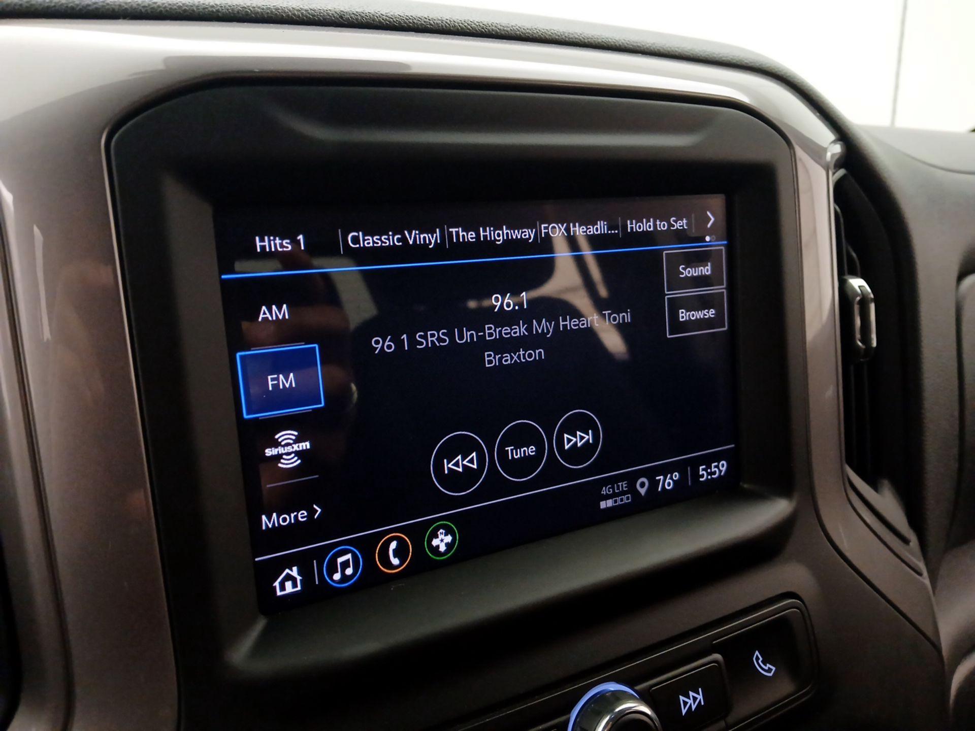 Thumbnail: 2022 Chevrolet Silverado 1500 - 15
