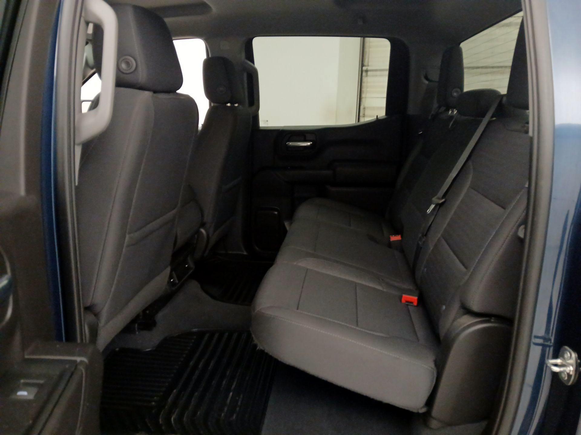 Thumbnail: 2022 Chevrolet Silverado 1500 - 19