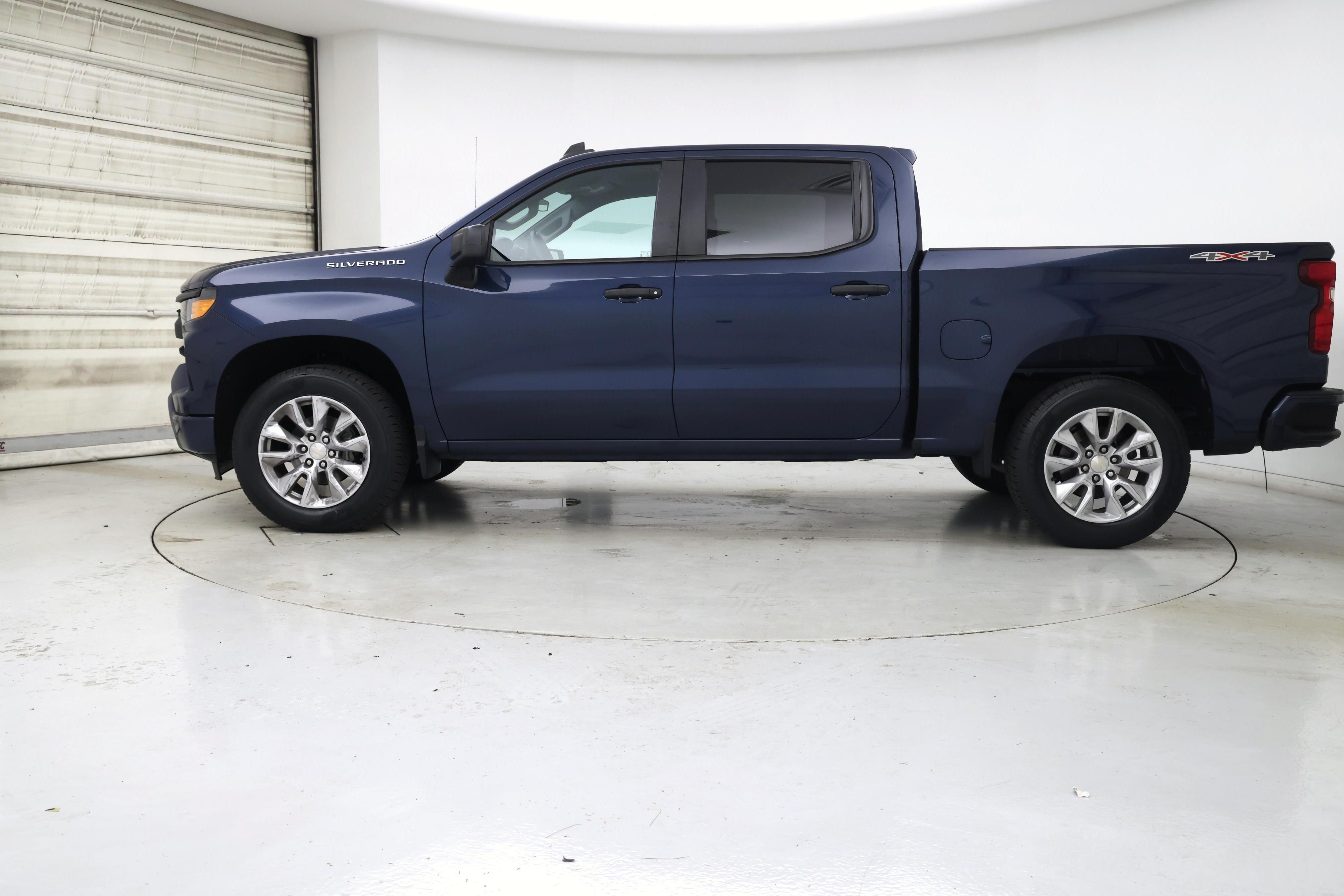 Thumbnail: 2022 Chevrolet Silverado 1500 - 3