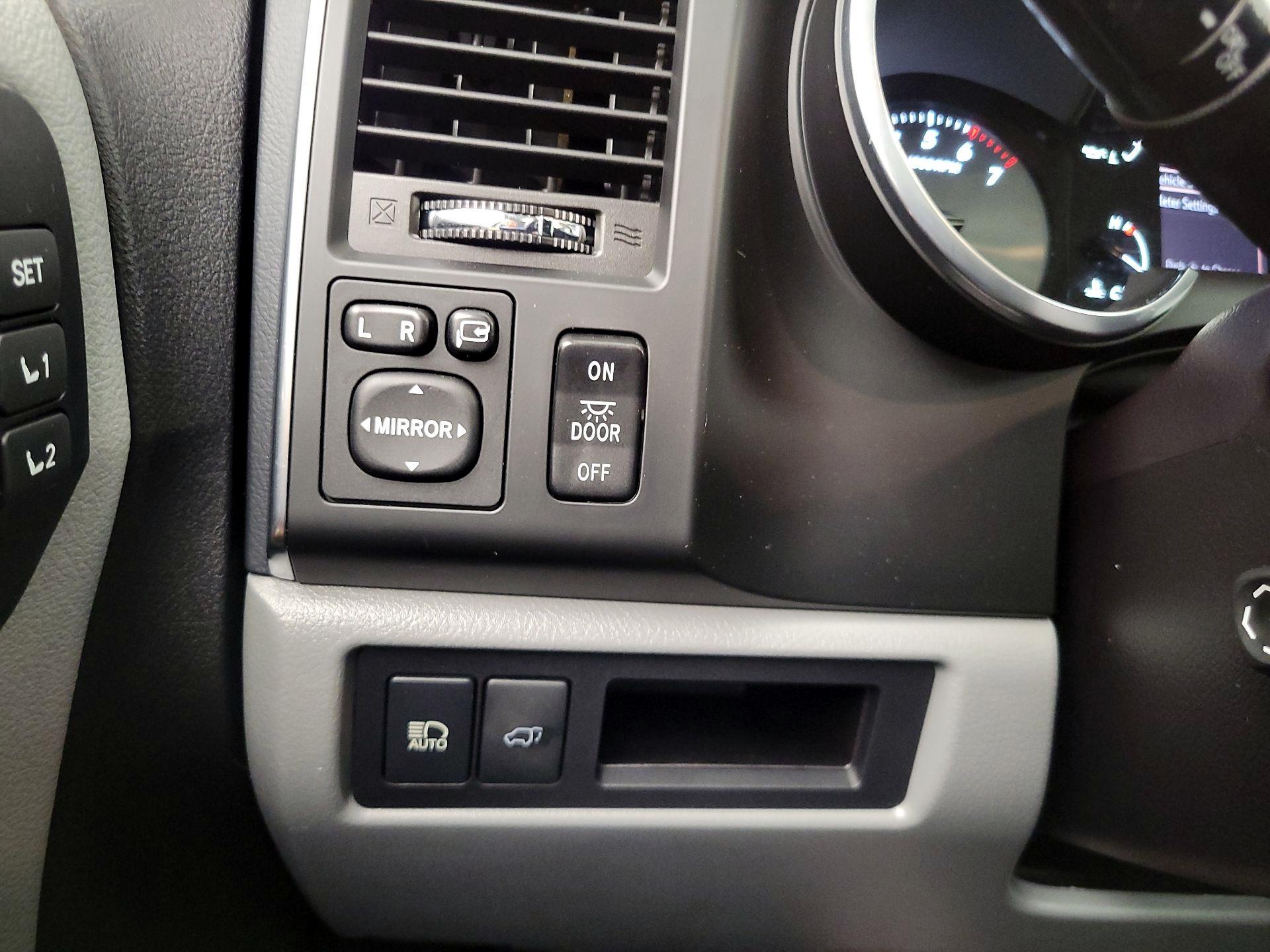 Thumbnail: 2019 Toyota Sequoia - 13