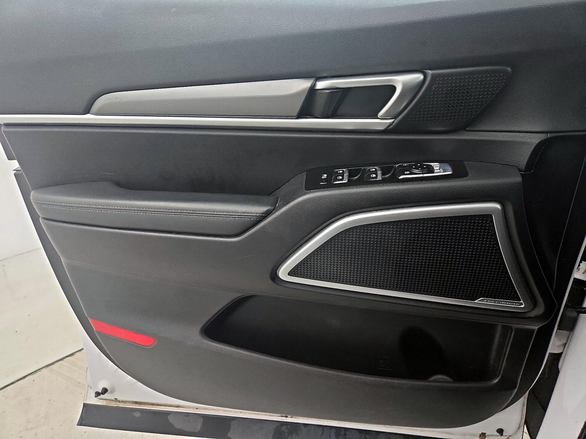 Thumbnail: 2021 Kia Telluride - 12