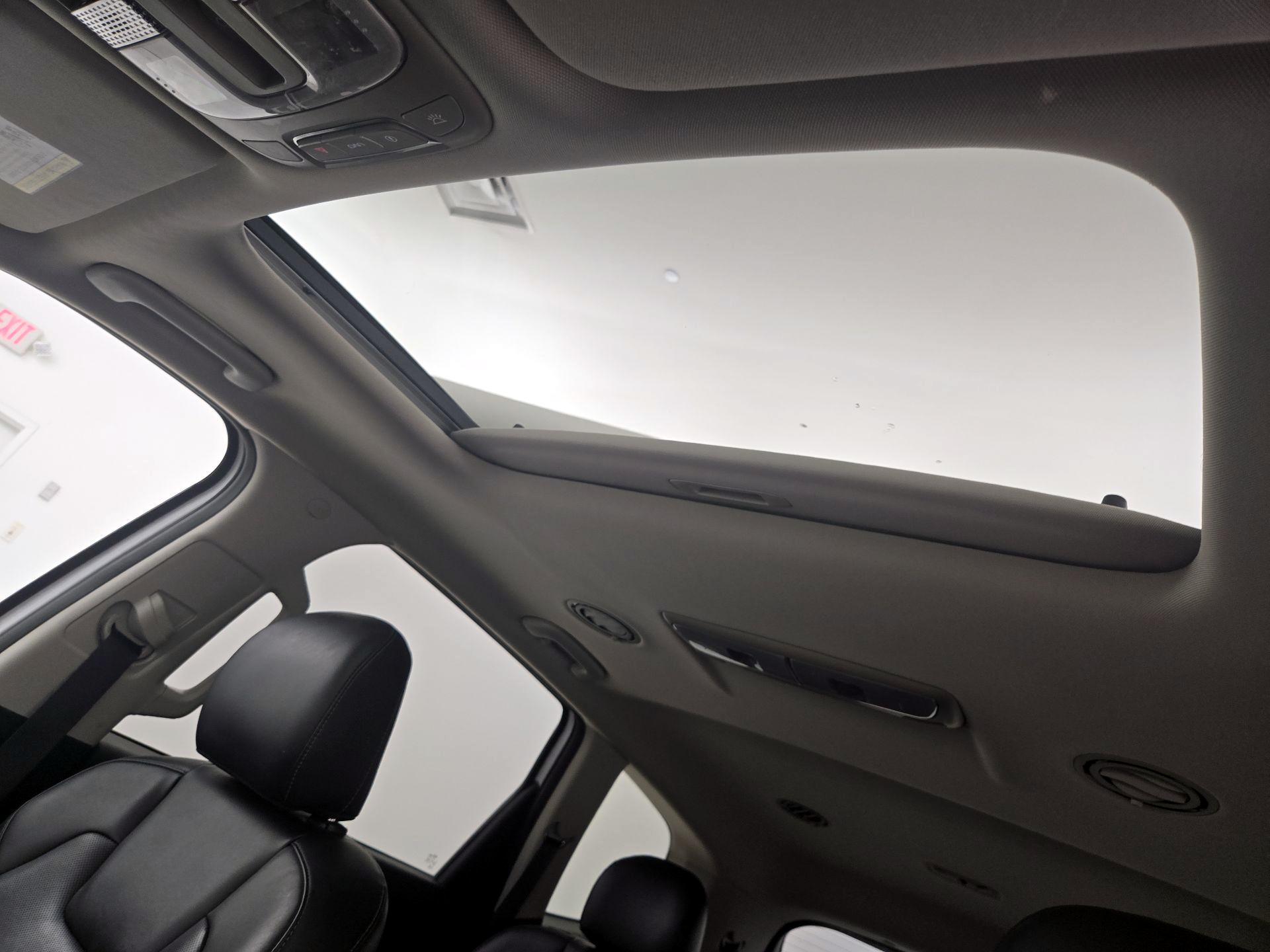 Thumbnail: 2021 Kia Telluride - 19