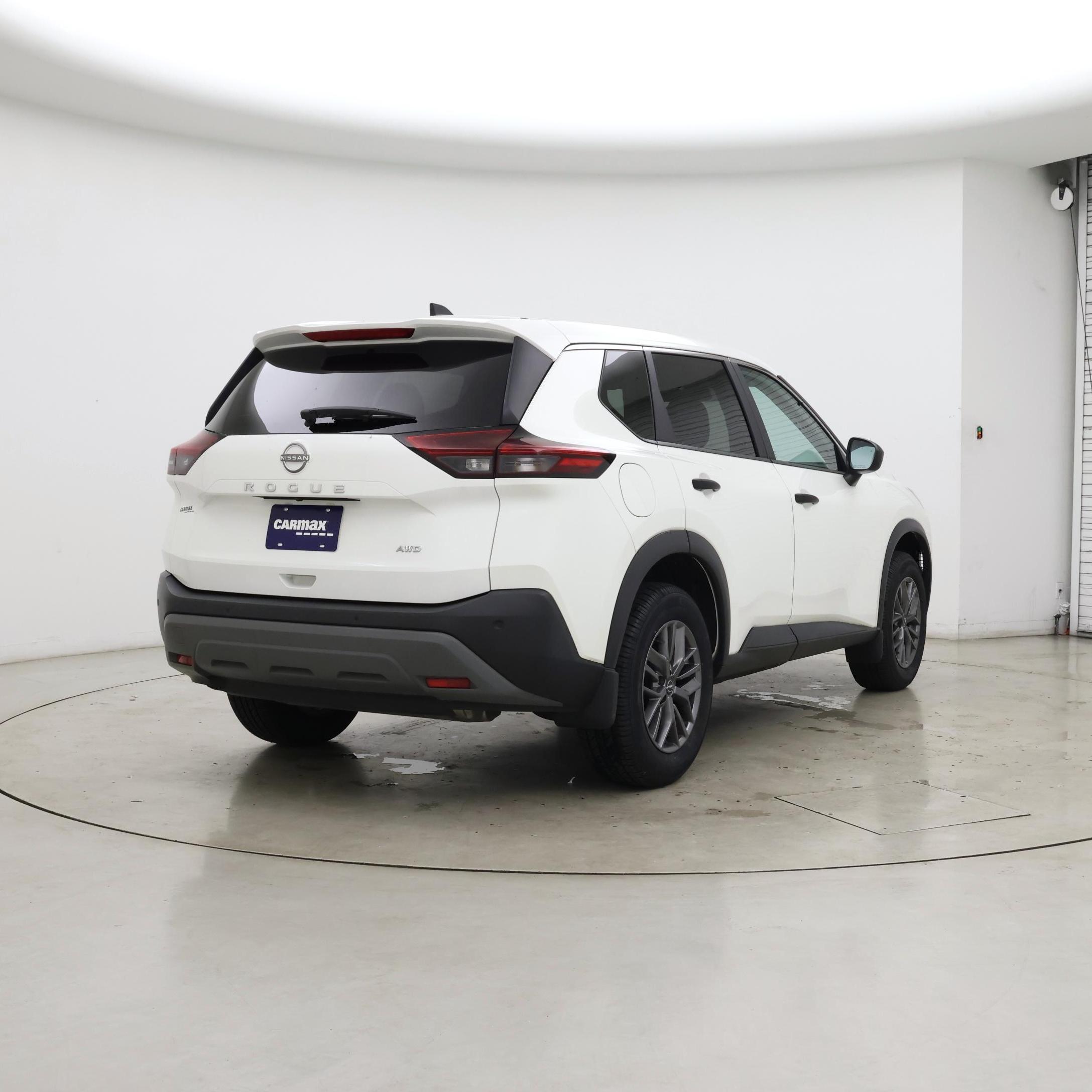 Thumbnail: 2023 Nissan Rogue - 8