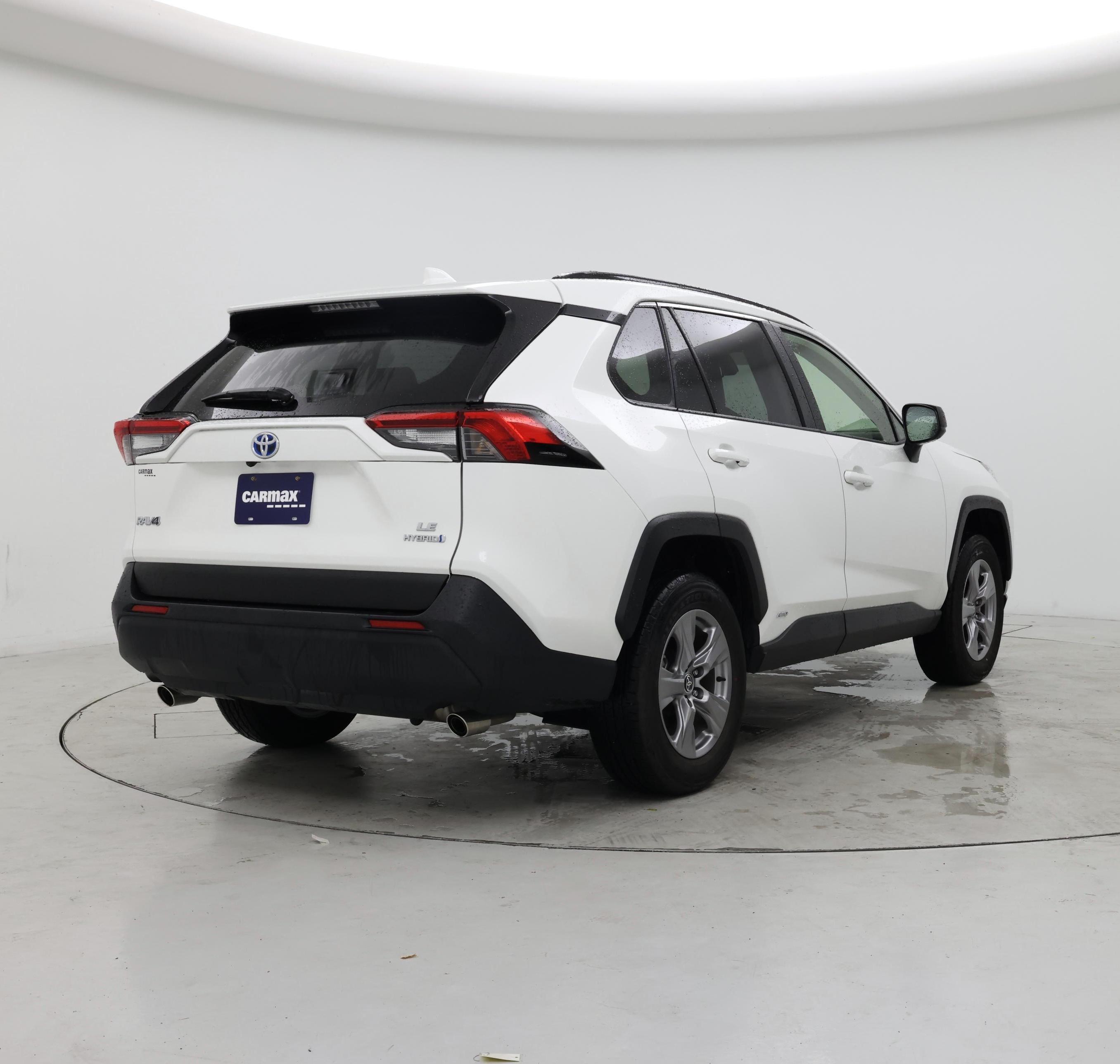 Thumbnail: 2023 Toyota RAV4 - 8