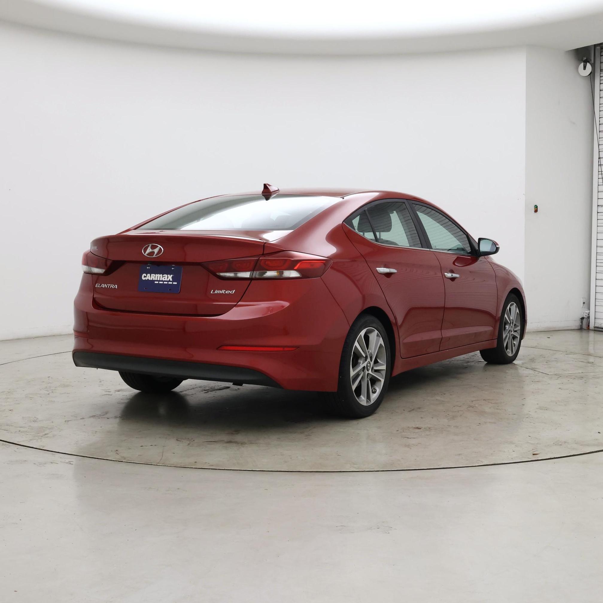 Thumbnail: 2017 Hyundai Elantra - 8