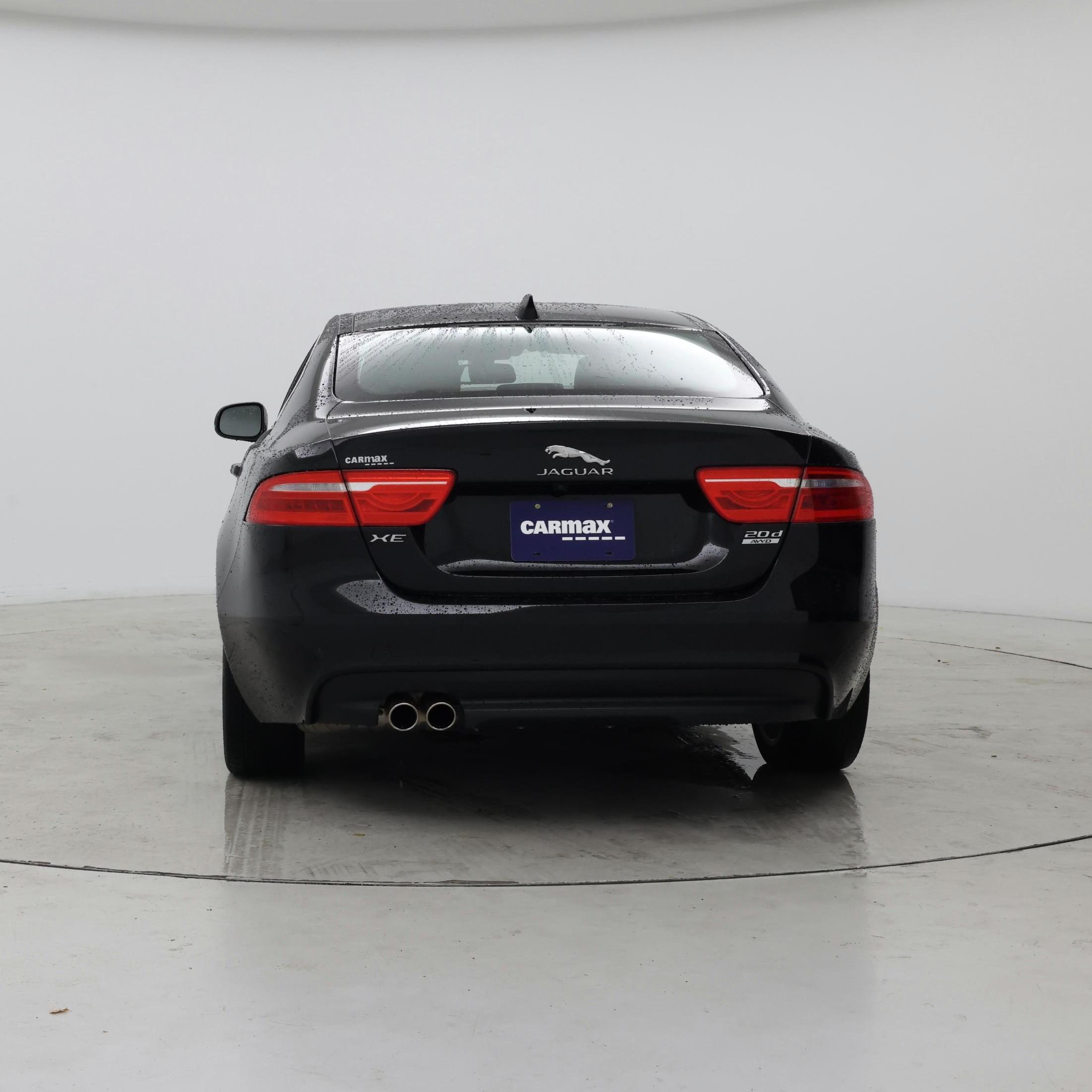 Thumbnail: 2017 Jaguar XE - 6