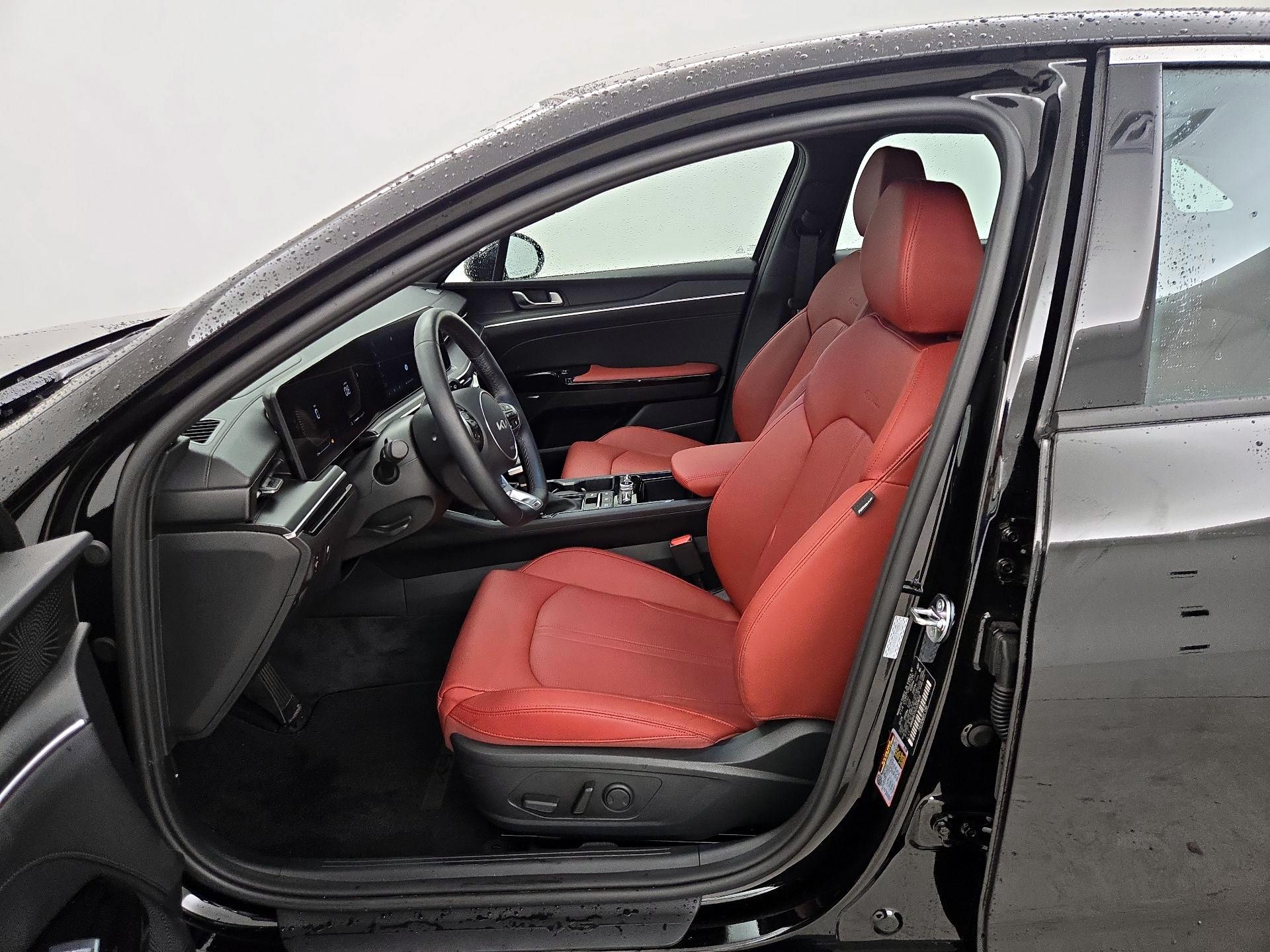 Thumbnail: 2025 Kia K5 - 11