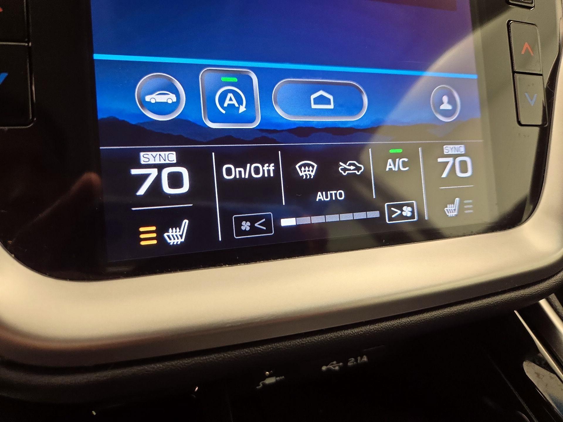 Thumbnail: 2022 Subaru Outback - 17