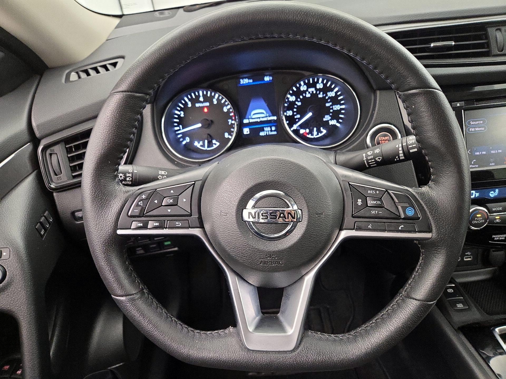 Thumbnail: 2020 Nissan Rogue - 10