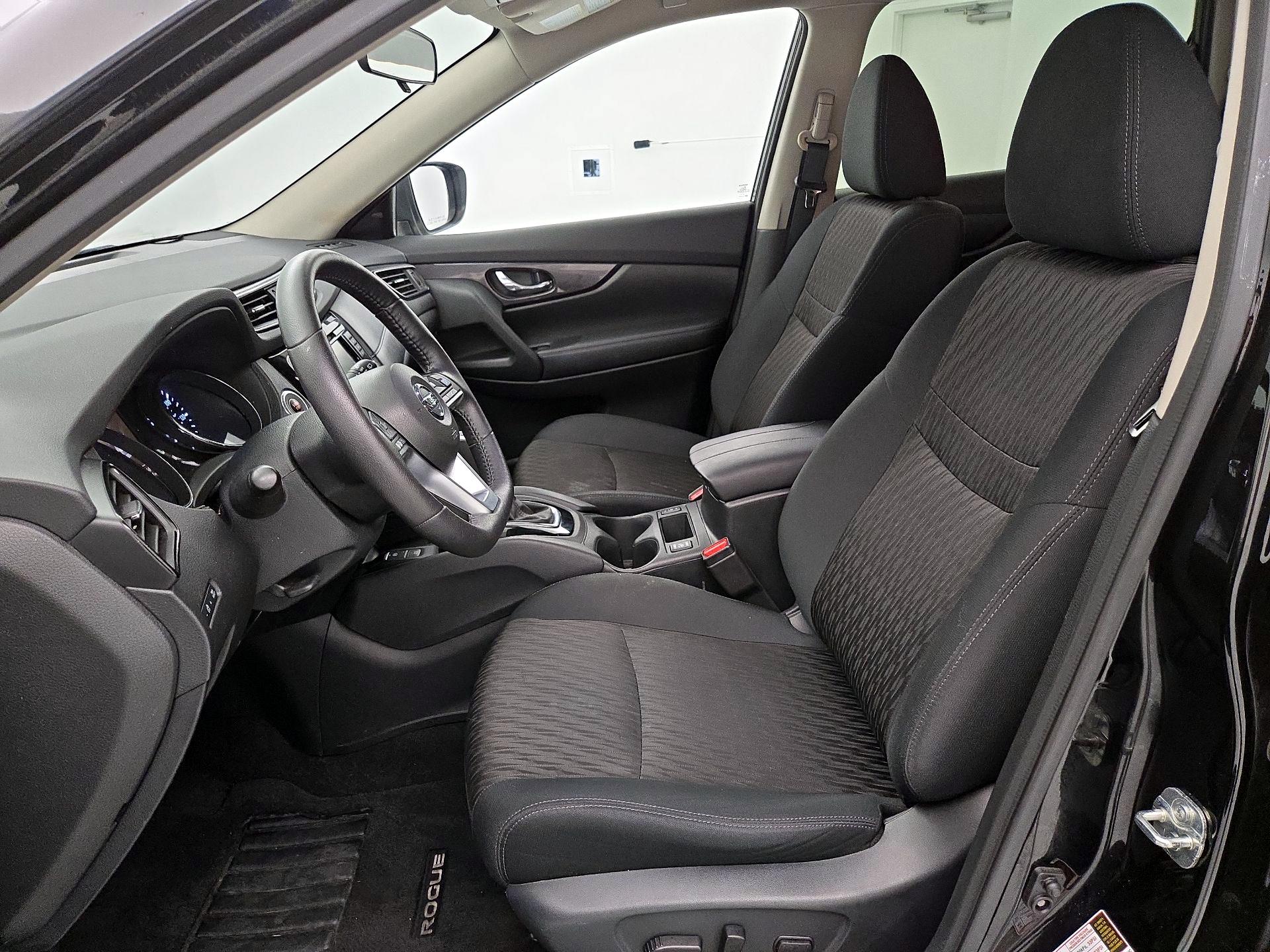 Thumbnail: 2020 Nissan Rogue - 11