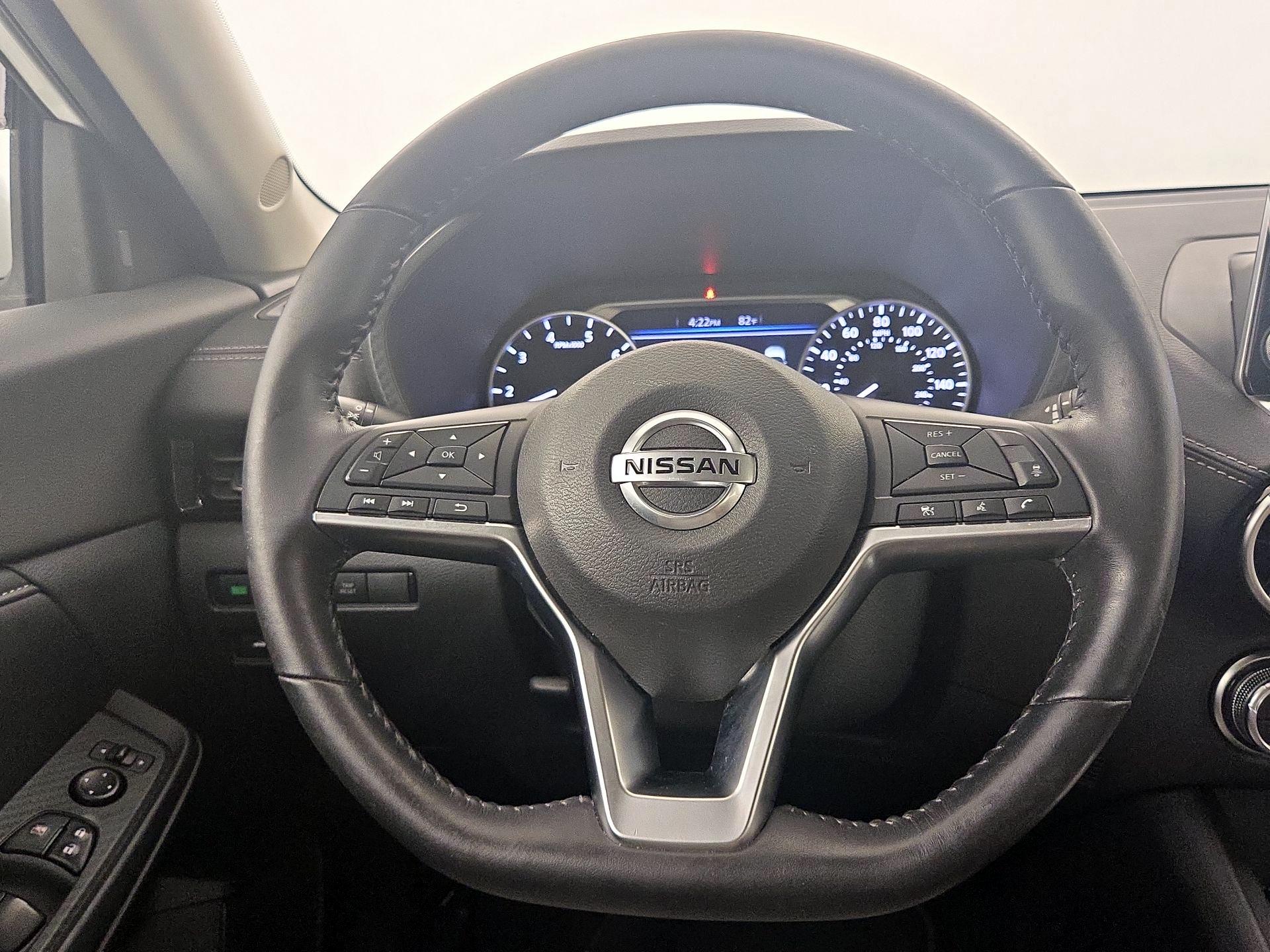 Thumbnail: 2021 Nissan Sentra - 10