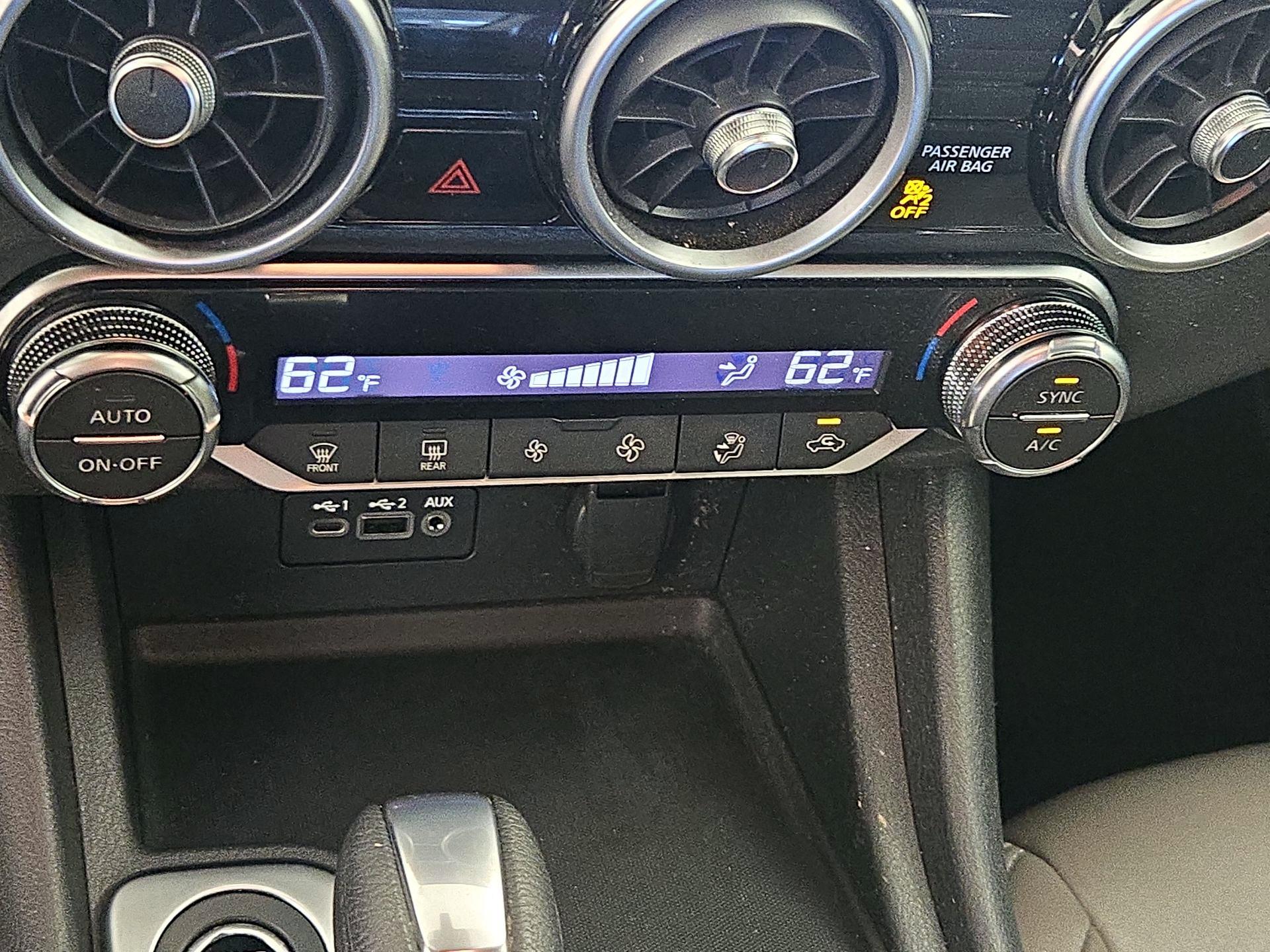 Thumbnail: 2021 Nissan Sentra - 16