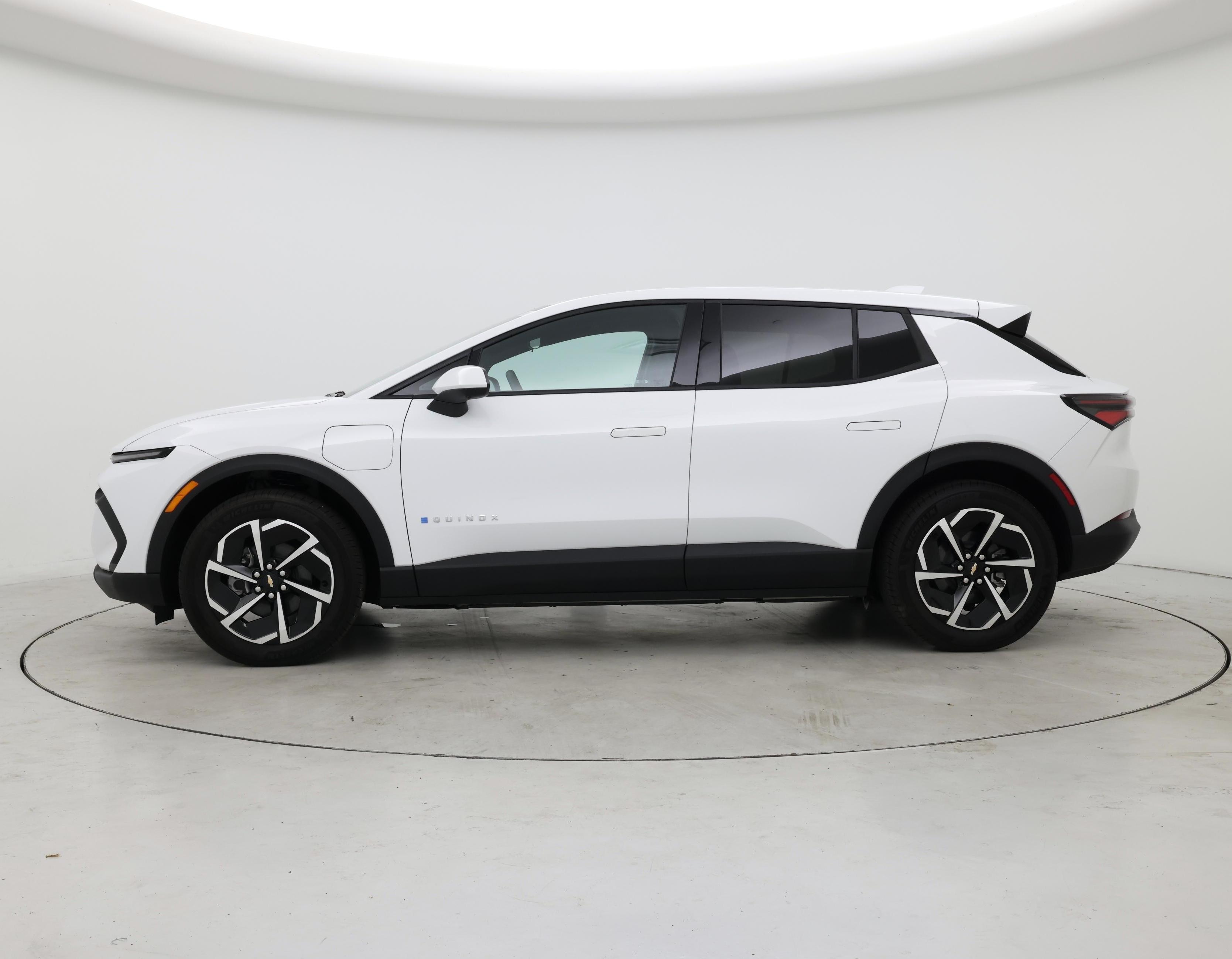Thumbnail: 2025 Chevrolet Equinox - 3