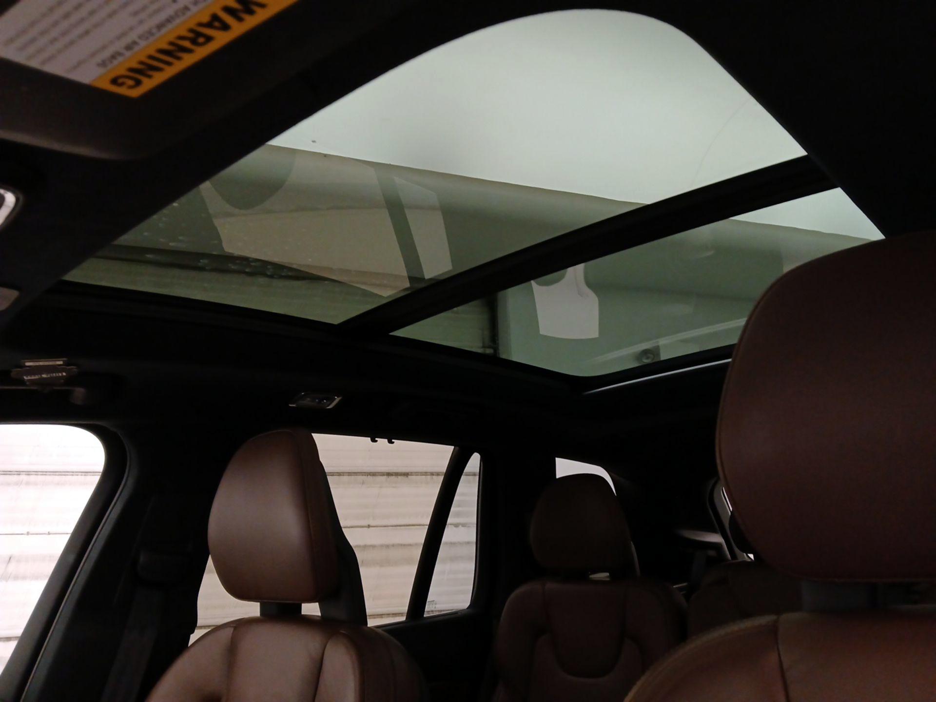 Thumbnail: 2022 Volvo XC90 - 20
