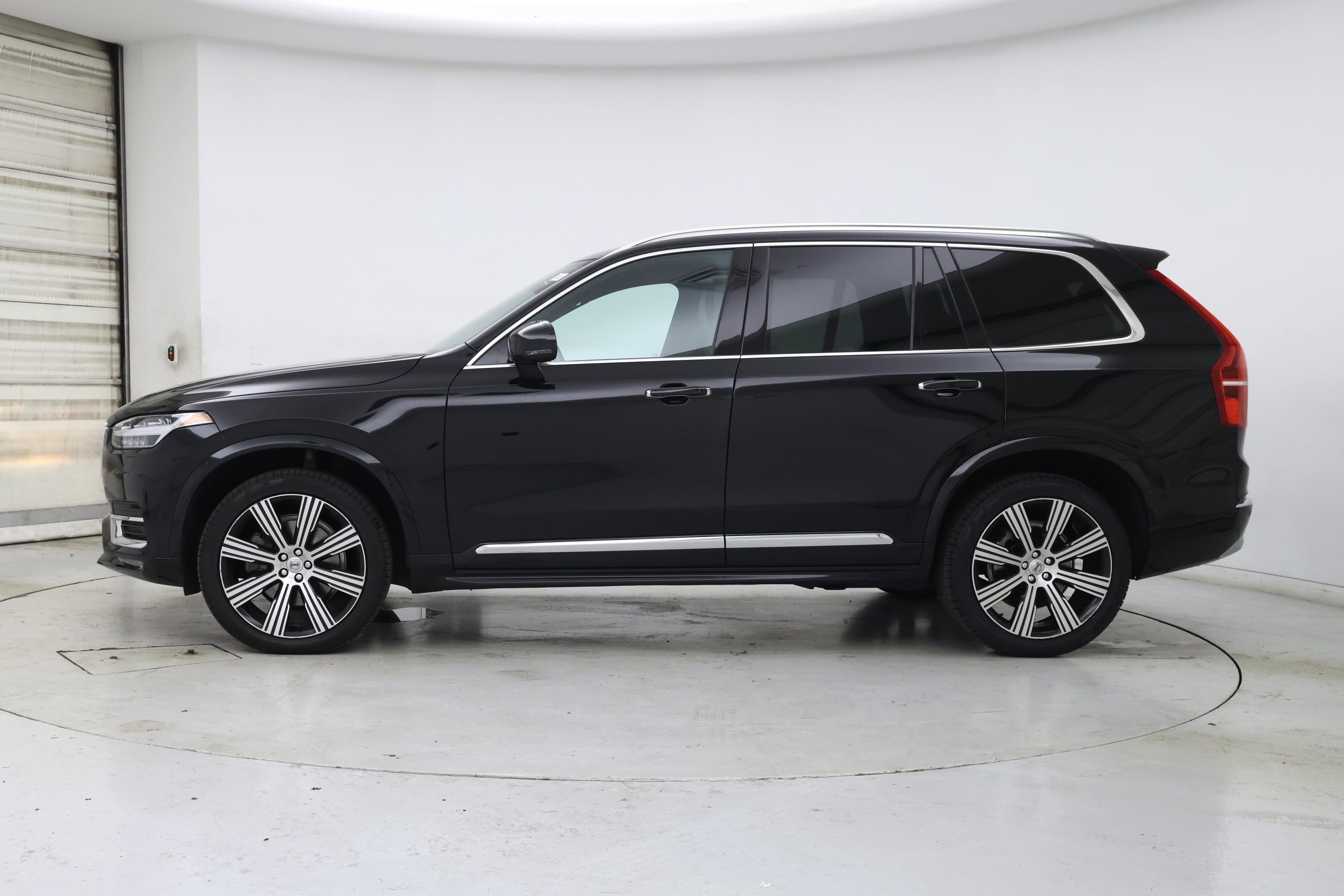 Thumbnail: 2022 Volvo XC90 - 3