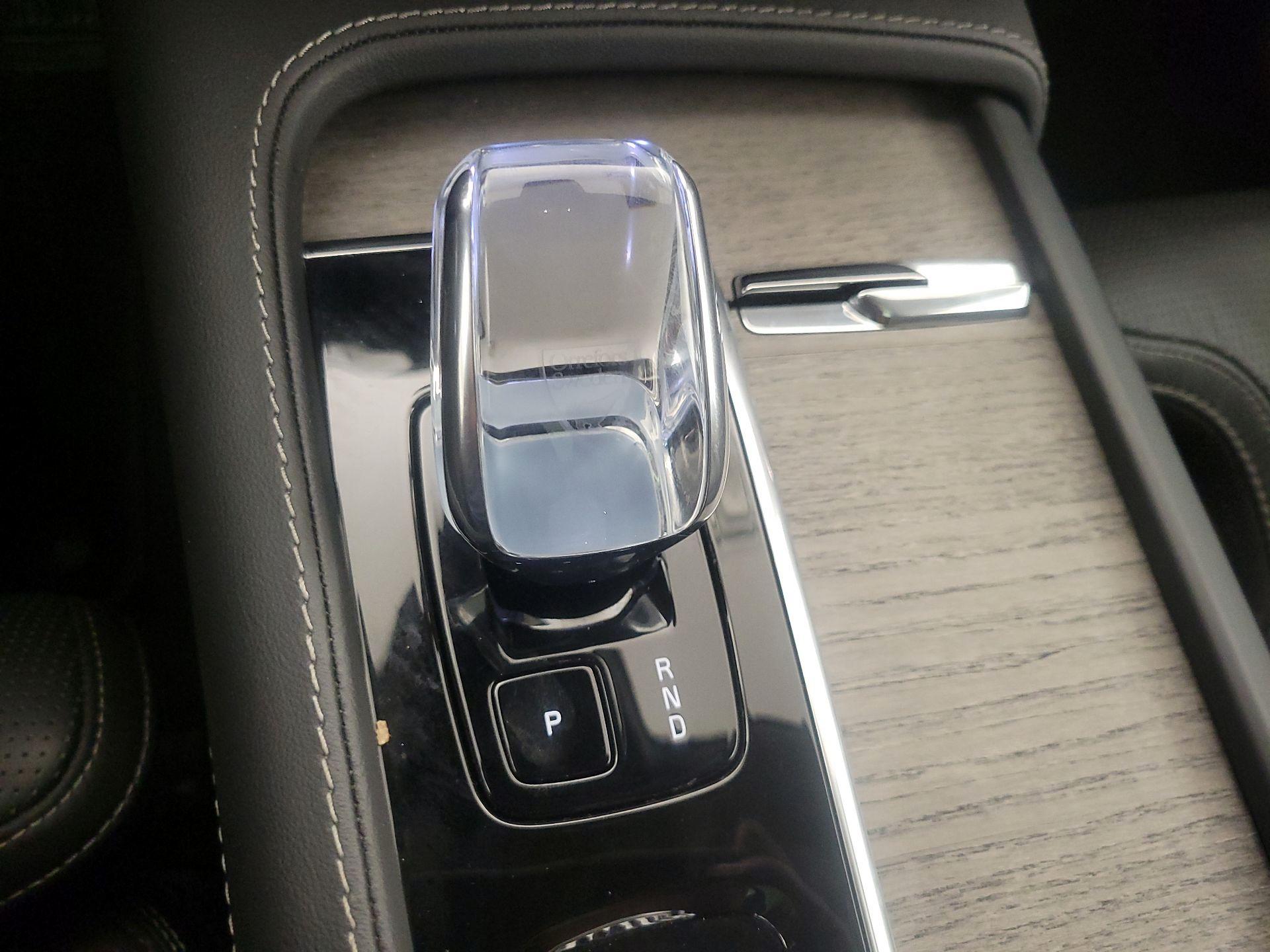 Thumbnail: 2023 Volvo XC90 - 18