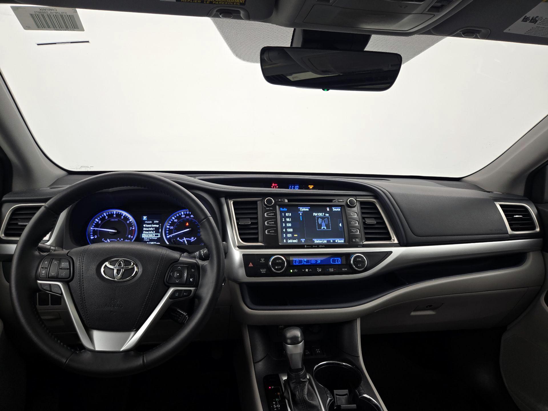 Thumbnail: 2018 Toyota Highlander - 9