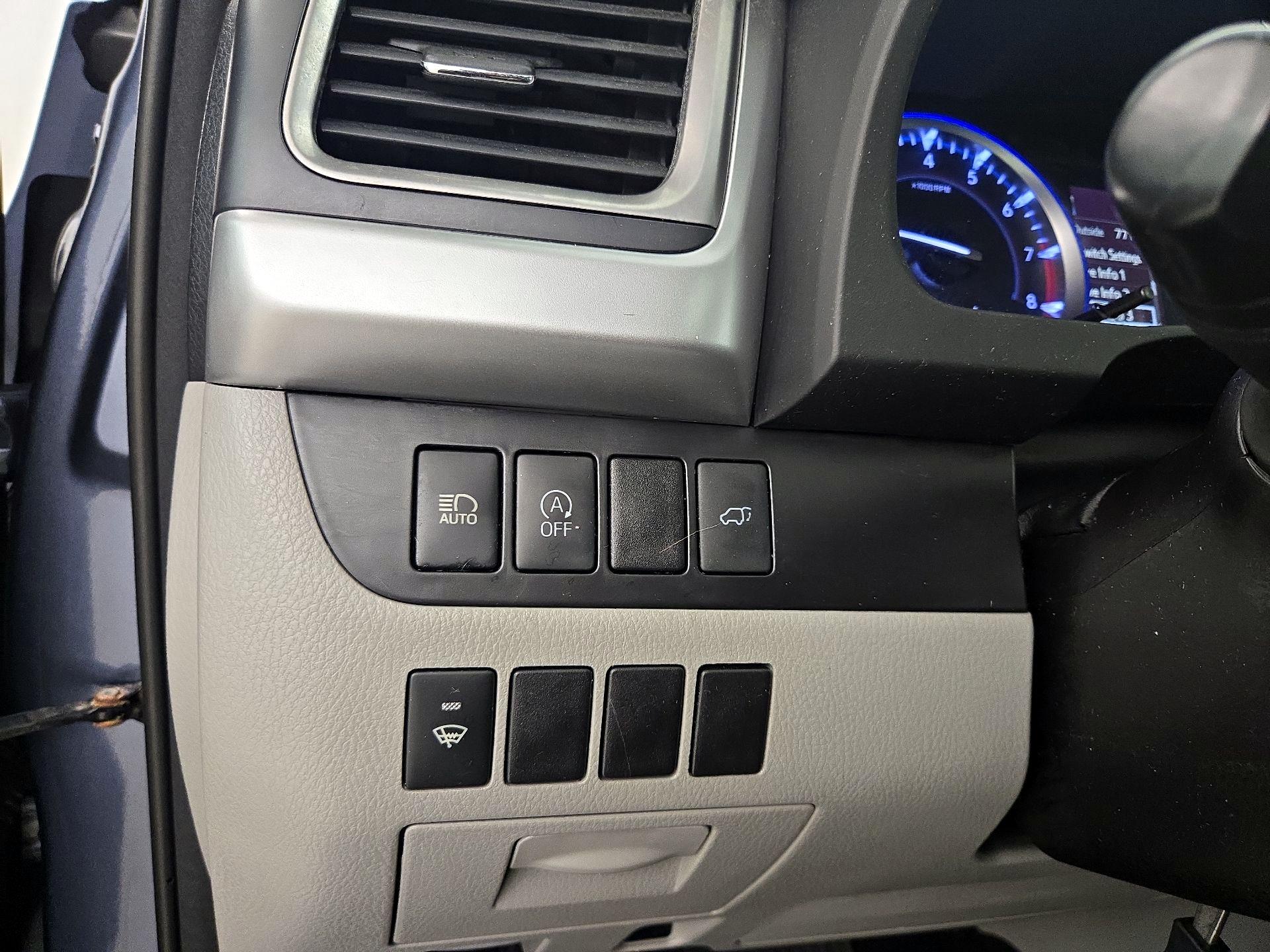 Thumbnail: 2018 Toyota Highlander - 13