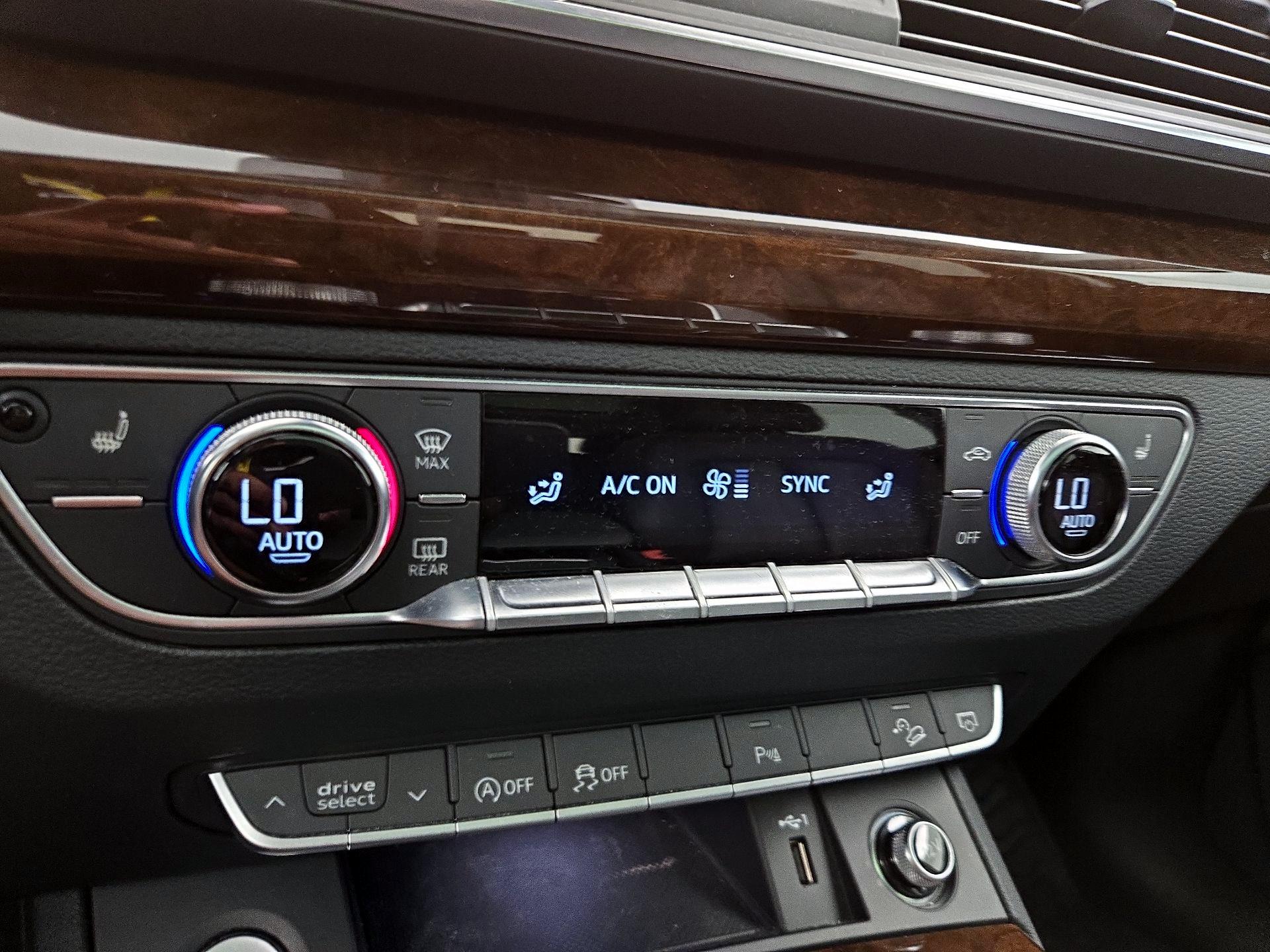 Thumbnail: 2020 Audi Q5 - 16
