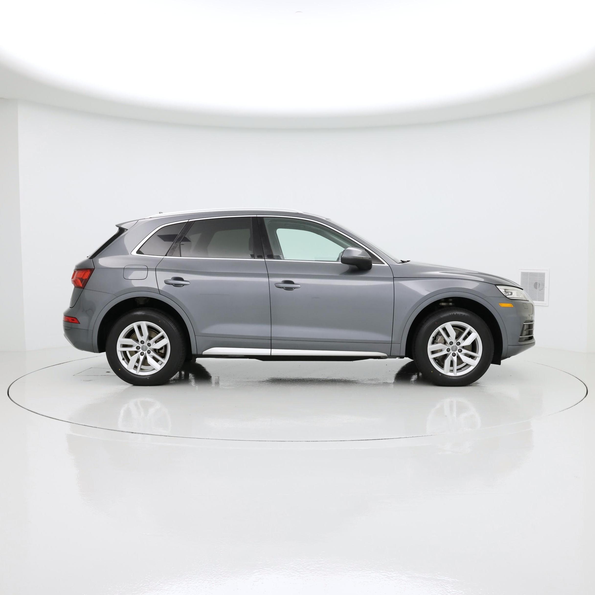 Thumbnail: 2020 Audi Q5 - 7