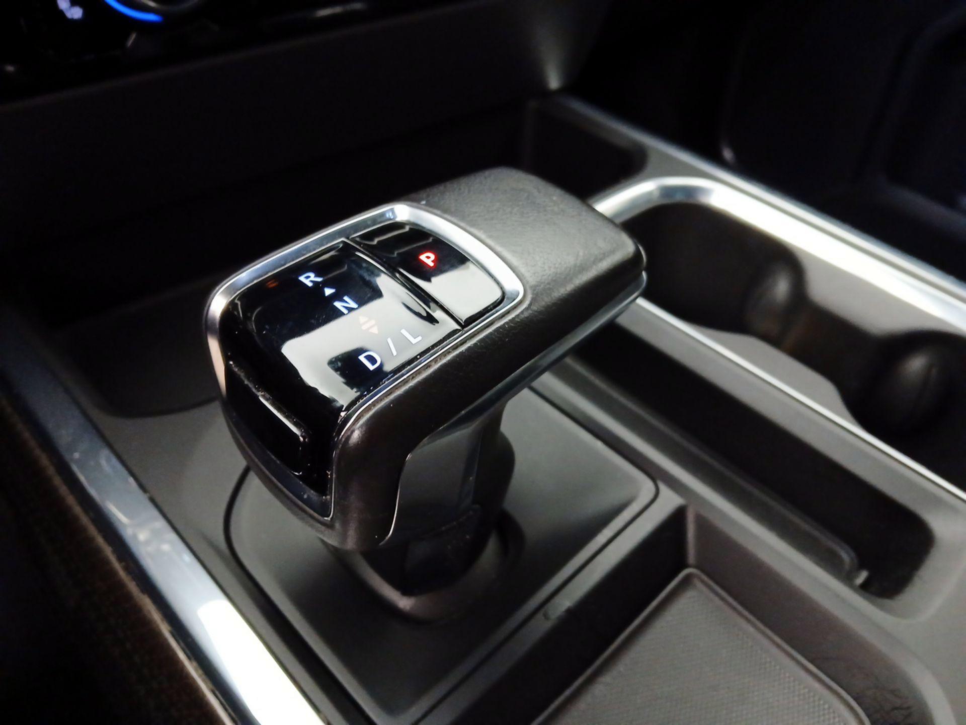 Thumbnail: 2022 Chevrolet Silverado 1500 - 17