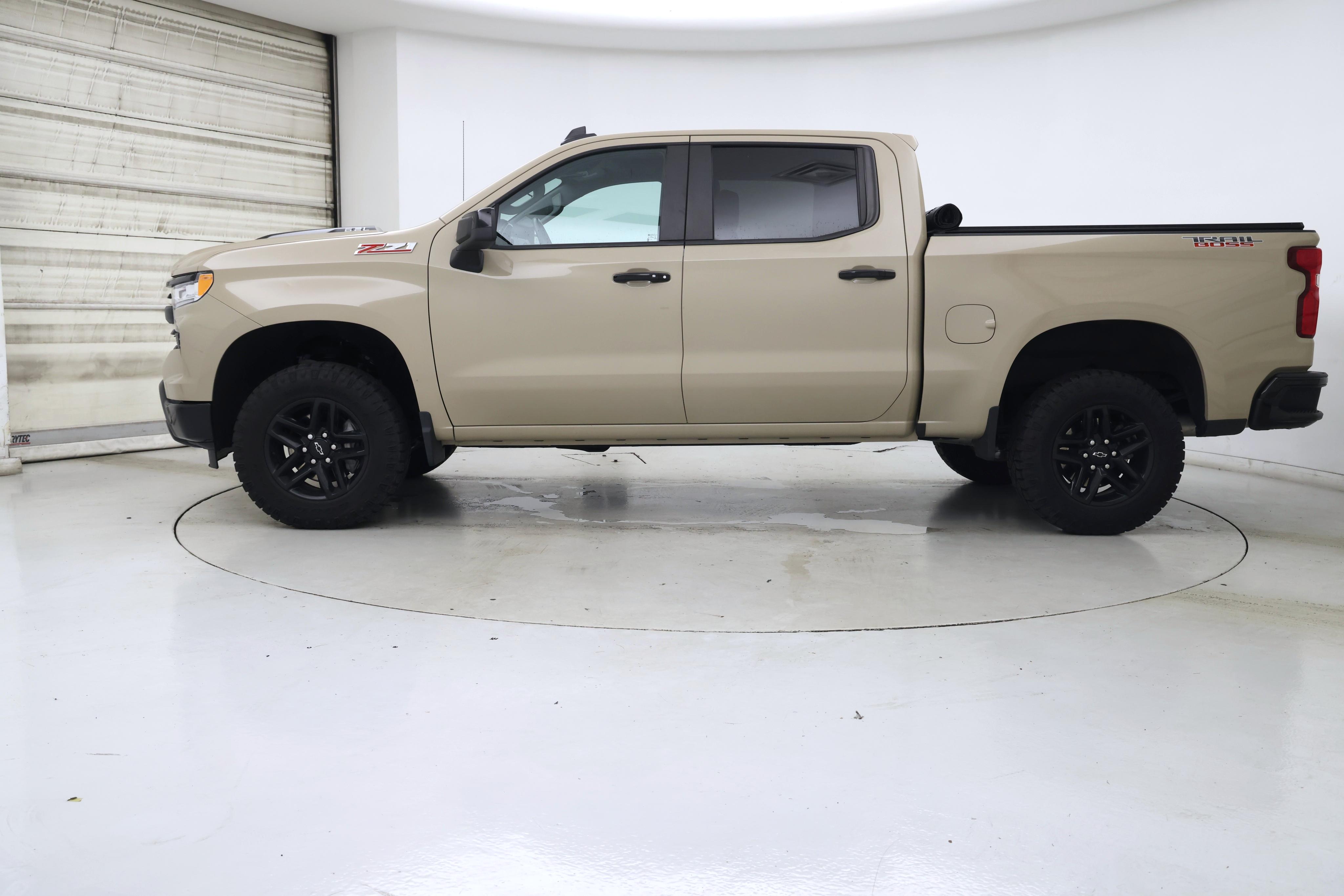 Thumbnail: 2022 Chevrolet Silverado 1500 - 3