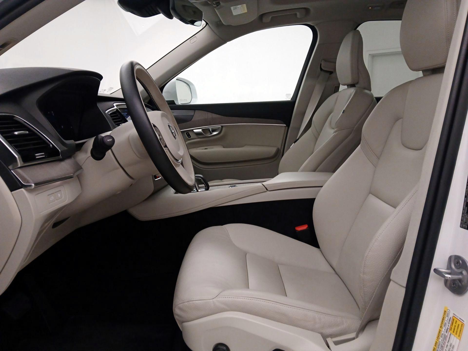 Thumbnail: 2024 Volvo XC90 - 11