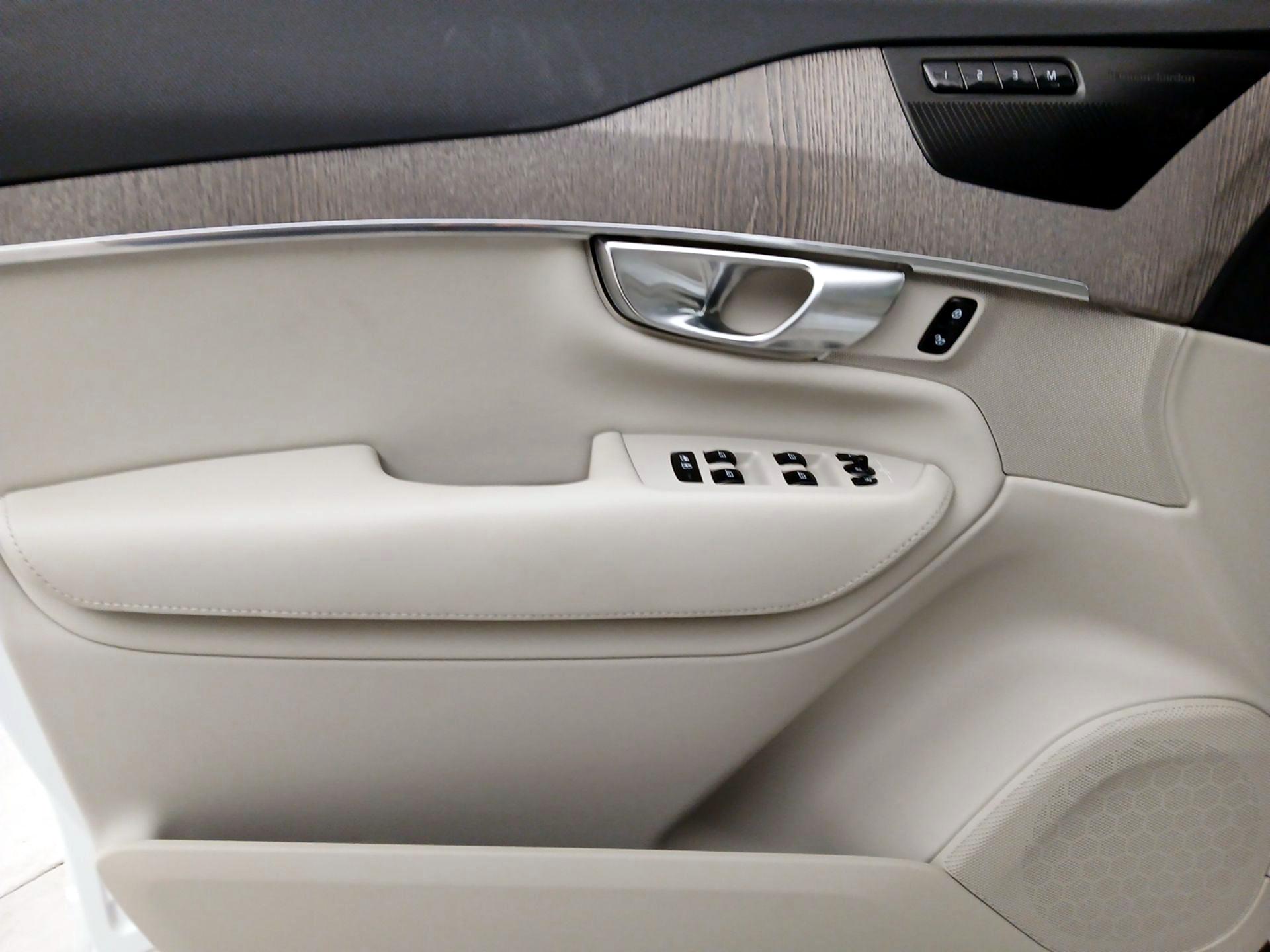 Thumbnail: 2024 Volvo XC90 - 12