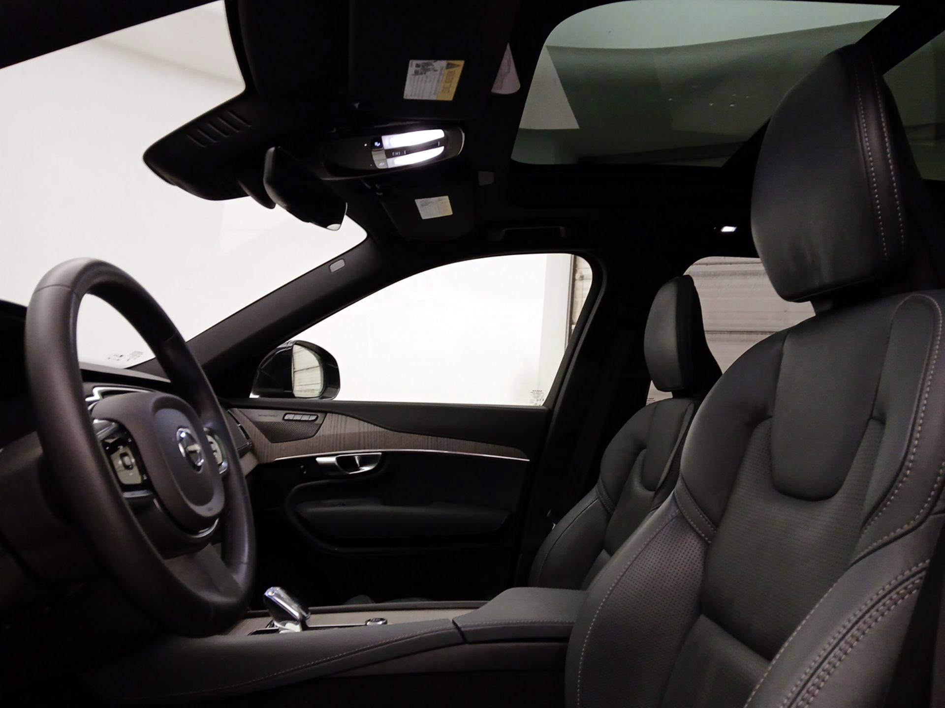 Thumbnail: 2024 Volvo XC90 - 19