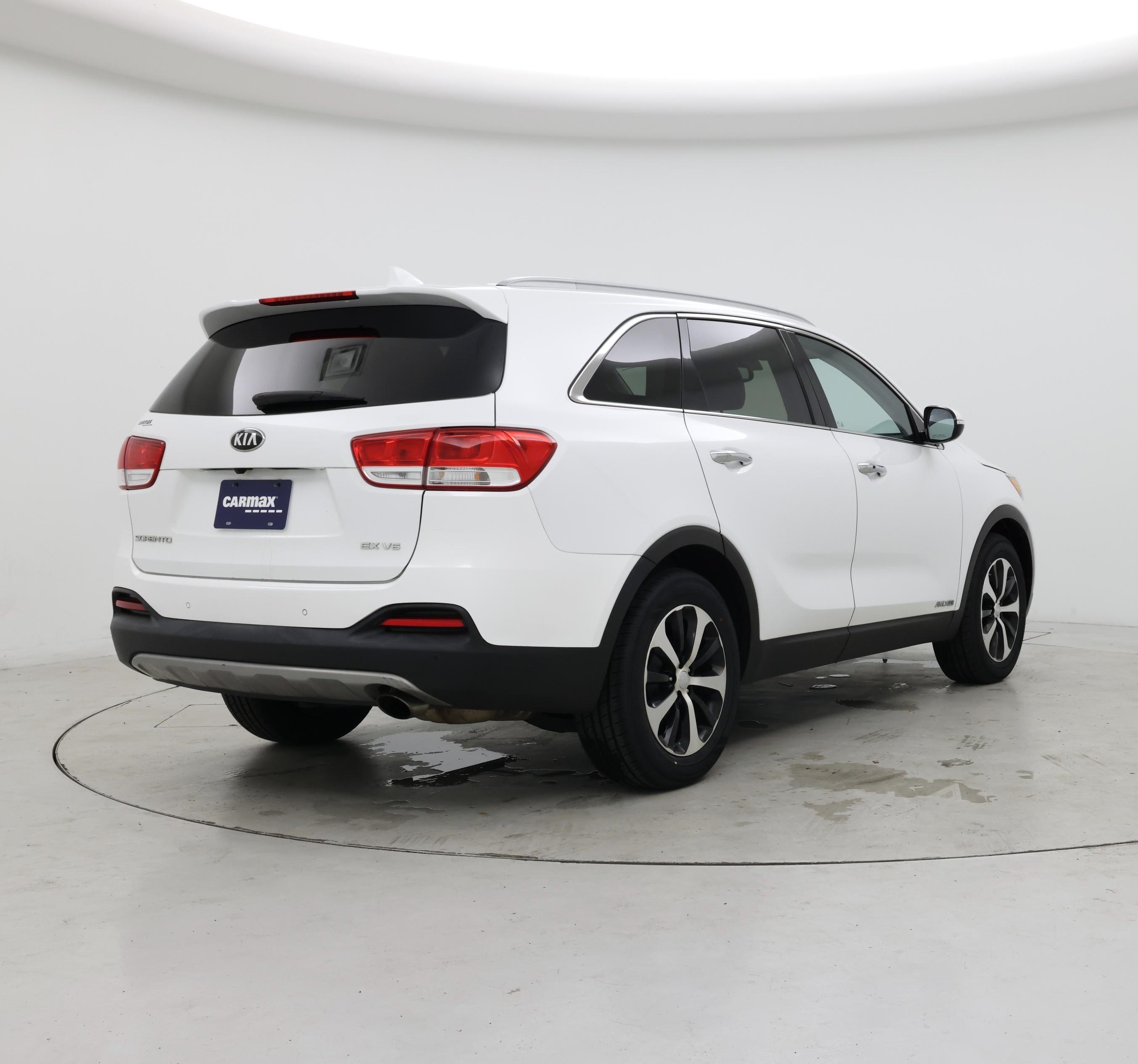 Thumbnail: 2017 Kia Sorento - 8