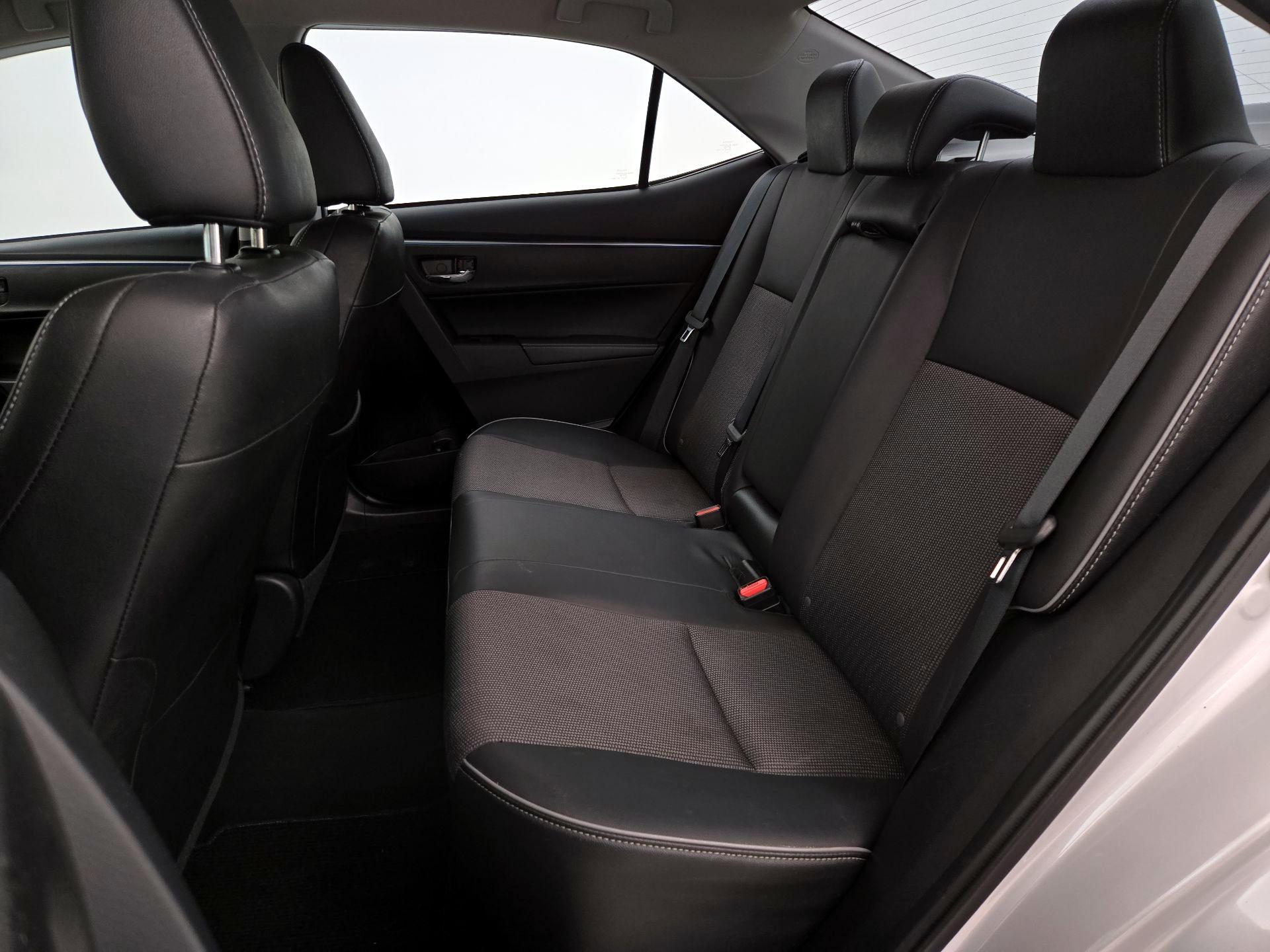 Thumbnail: 2016 Toyota Corolla - 19