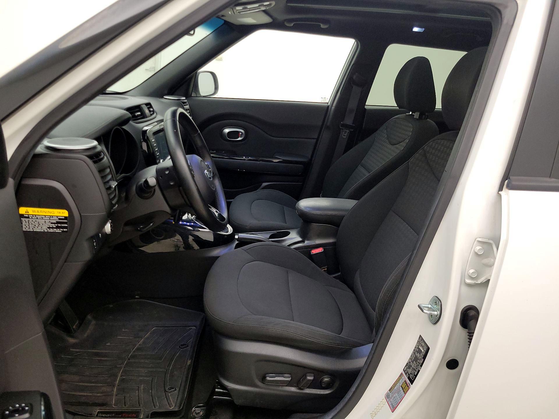Thumbnail: 2015 Kia Soul - 11