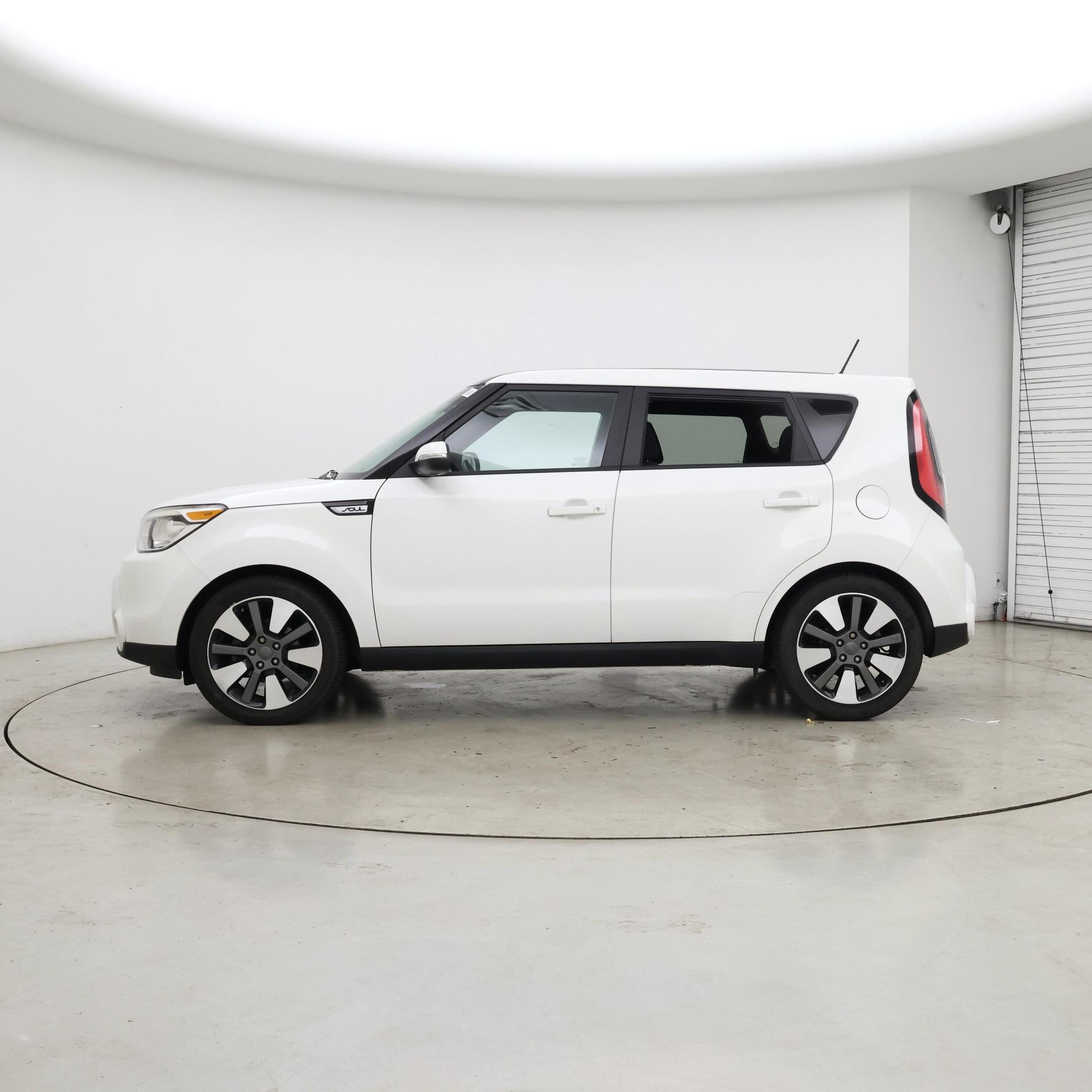 Thumbnail: 2015 Kia Soul - 3