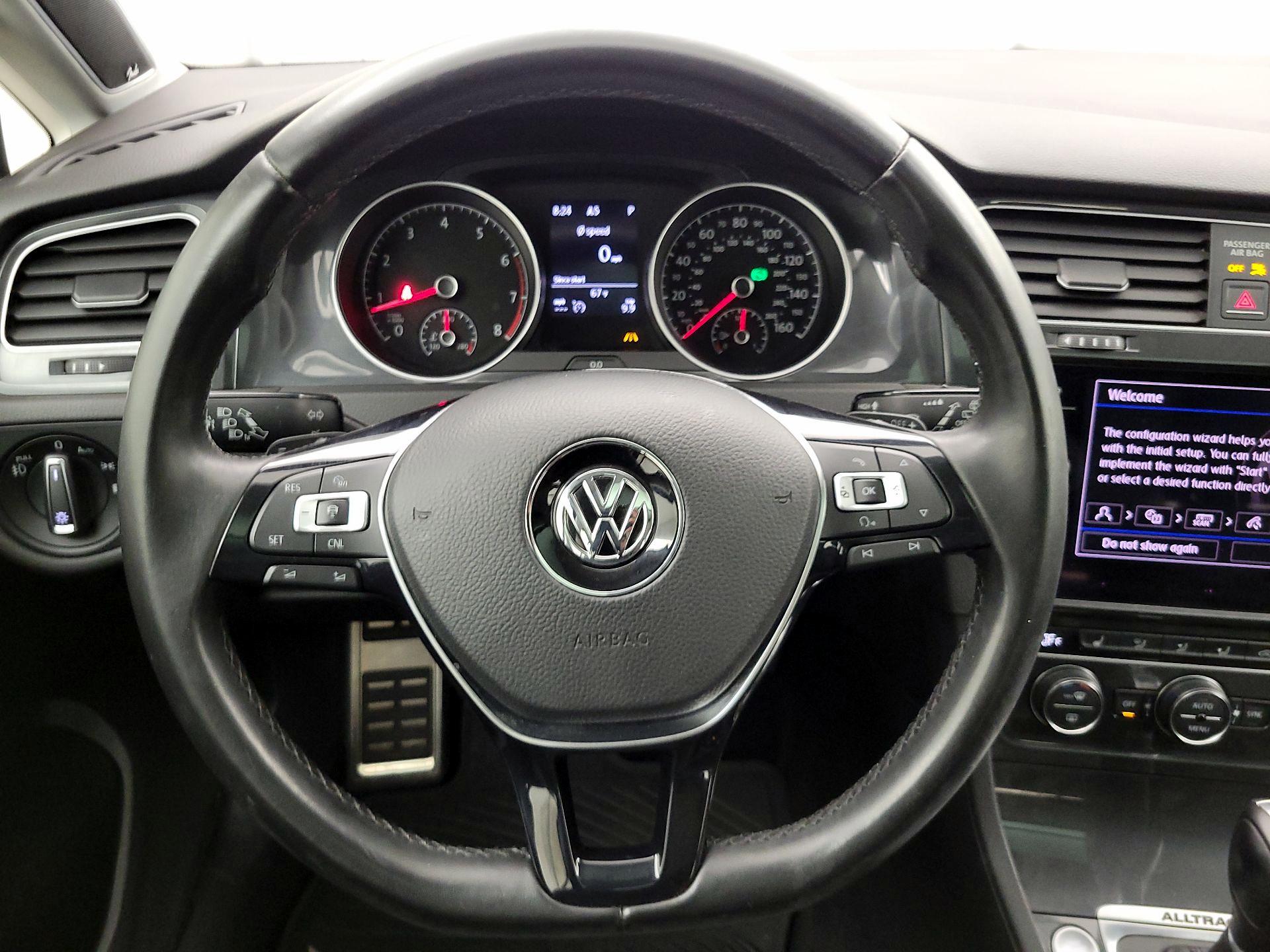 Thumbnail: 2018 Volkswagen Golf - 10
