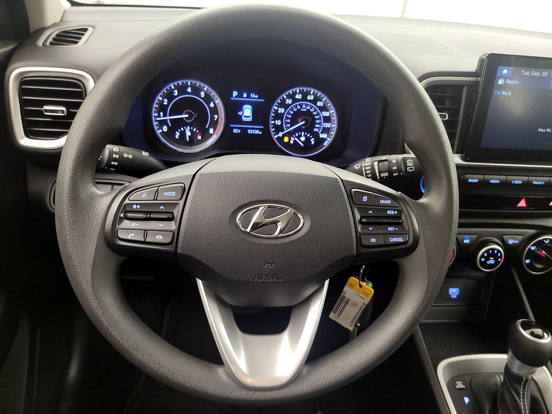 Thumbnail: 2021 Hyundai Venue - 10